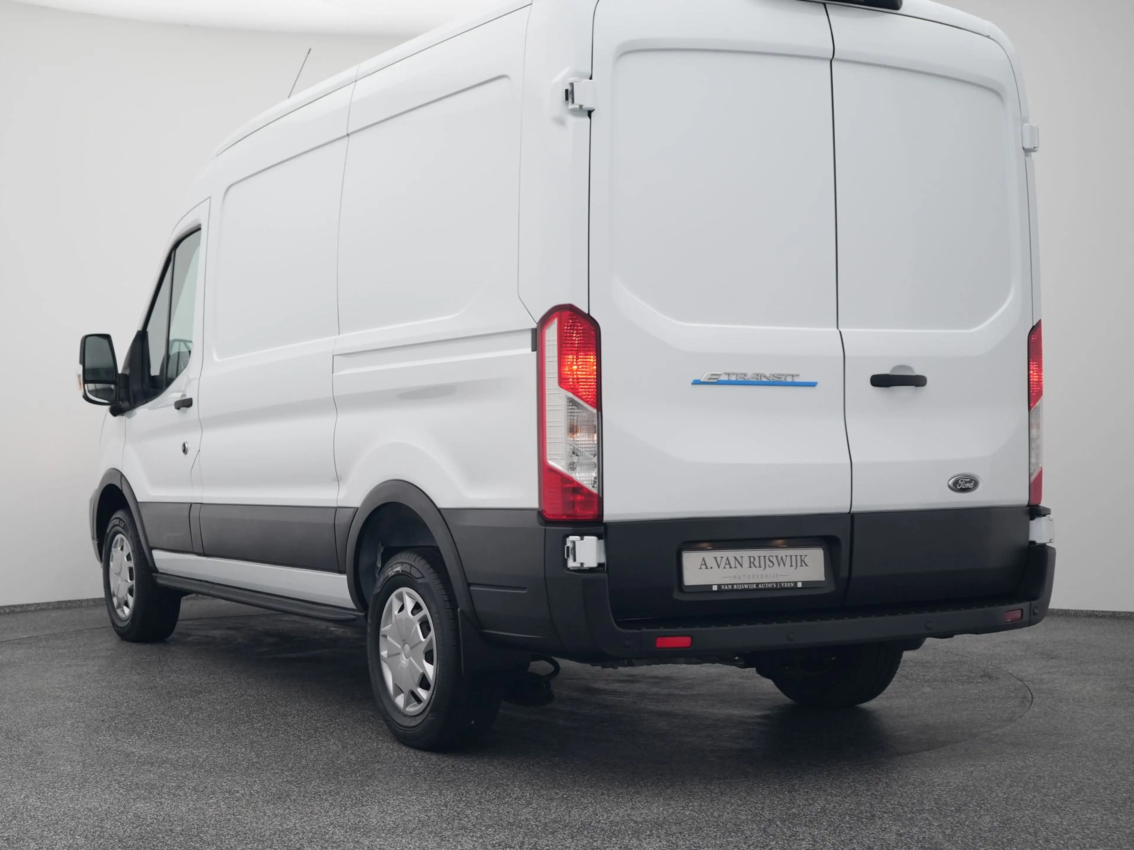 Ford E-Transit 350 L2H2 Trend 68 kWh | CAMERA | CARPLAY | STOELVE — photo 5