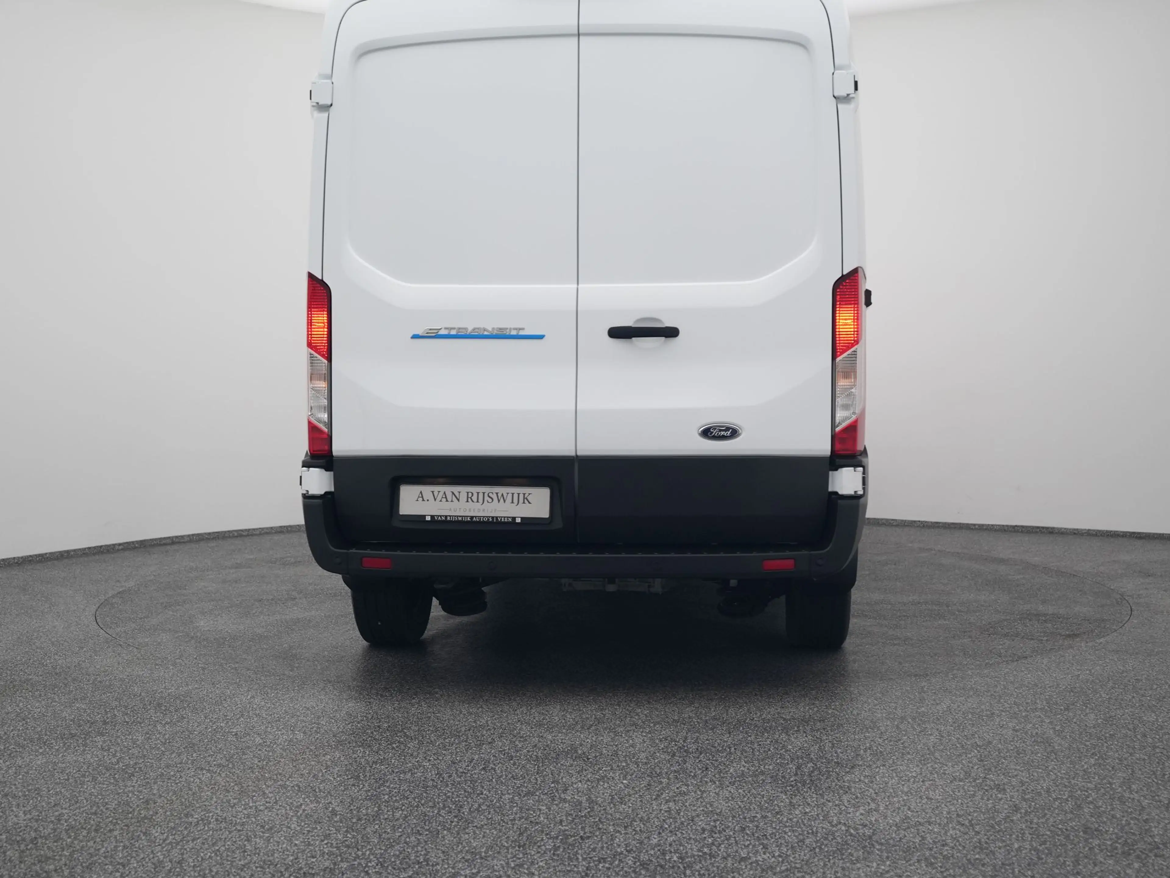 Ford E-Transit 350 L2H2 Trend 68 kWh | CAMERA | CARPLAY | STOELVE — photo 10