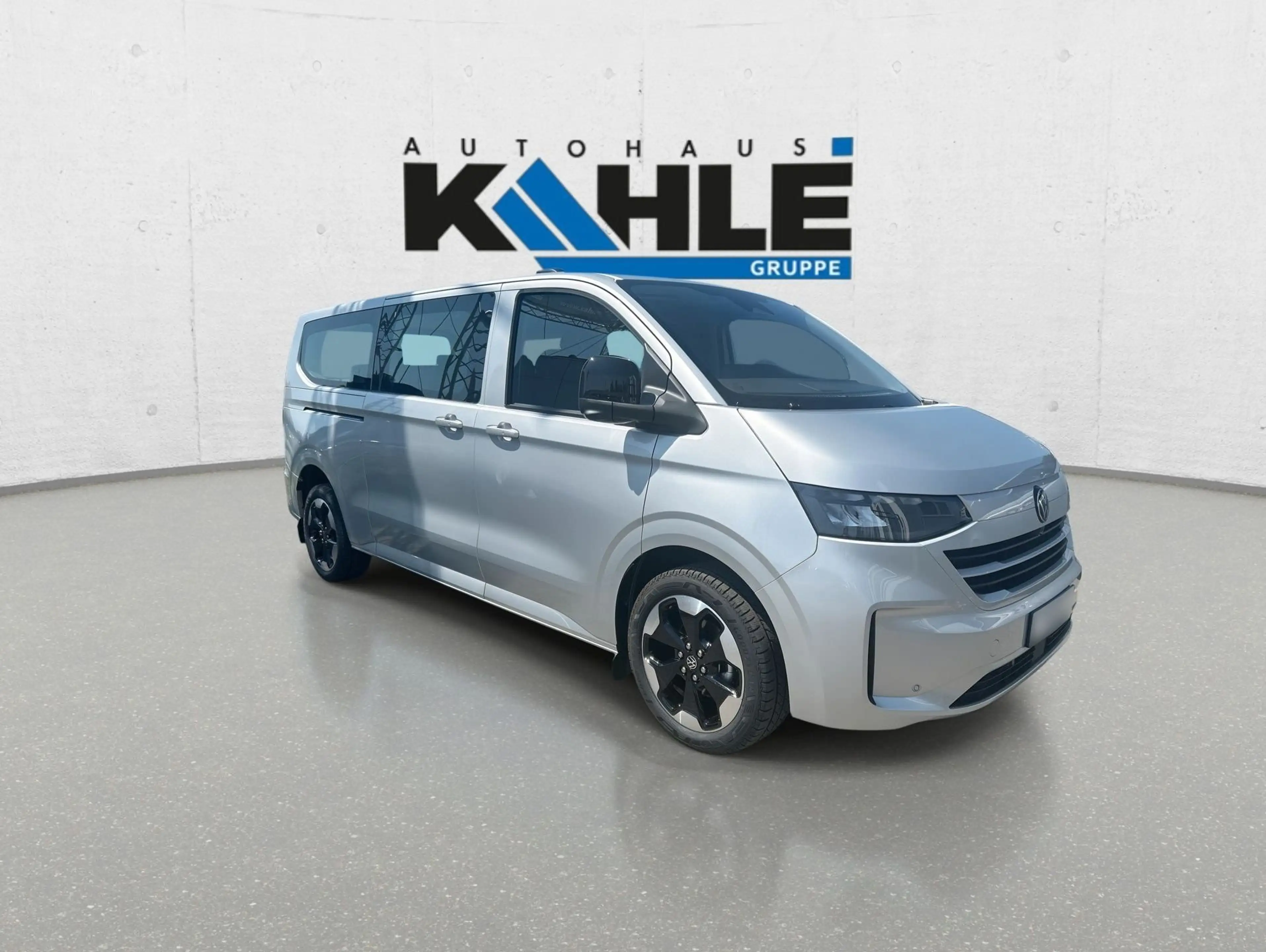 Volkswagen T7 Caravelle Life 2.0 TDI 110 kW Getriebe: 8-Gang-Automatikgetr
