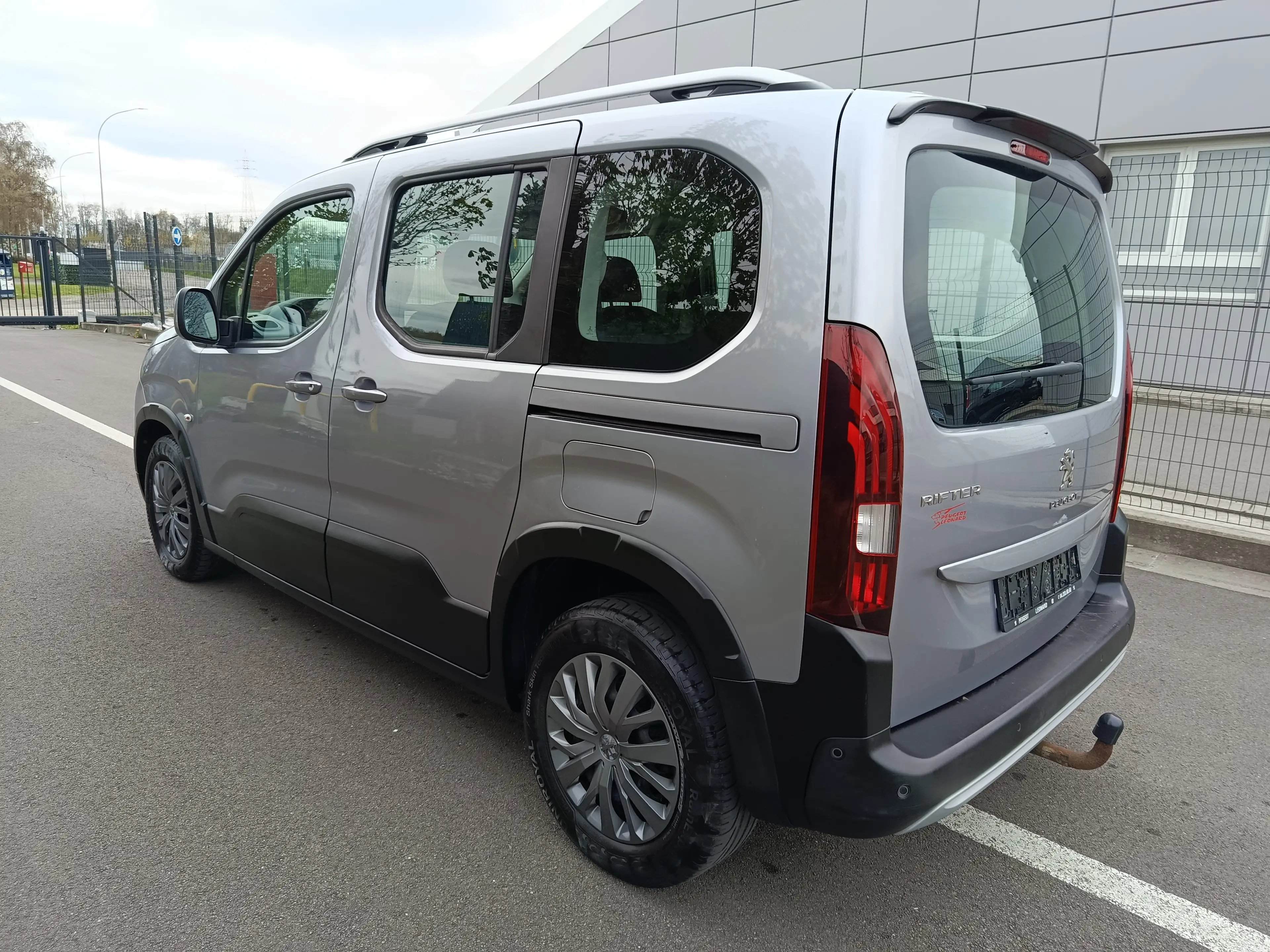 Peugeot Rifter Rifter 1.5 BlueHDi Long Active S — photo 4