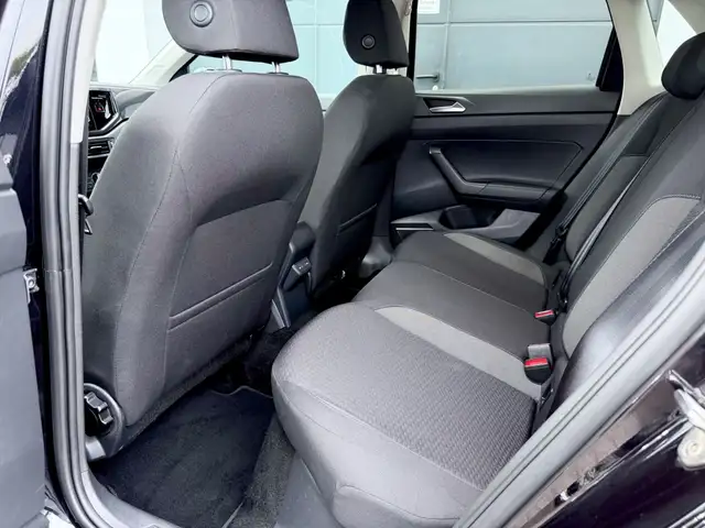 Volkswagen Polo view 14