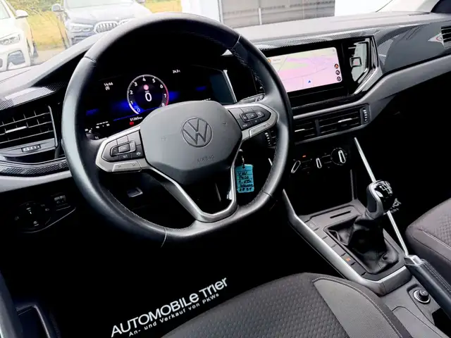 Volkswagen Polo view 10