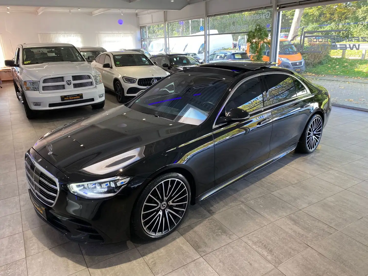 Mercedes-Benz S 500 4Matic L AMG *Designo*4-Sitzer*Garantie* Noir - 1