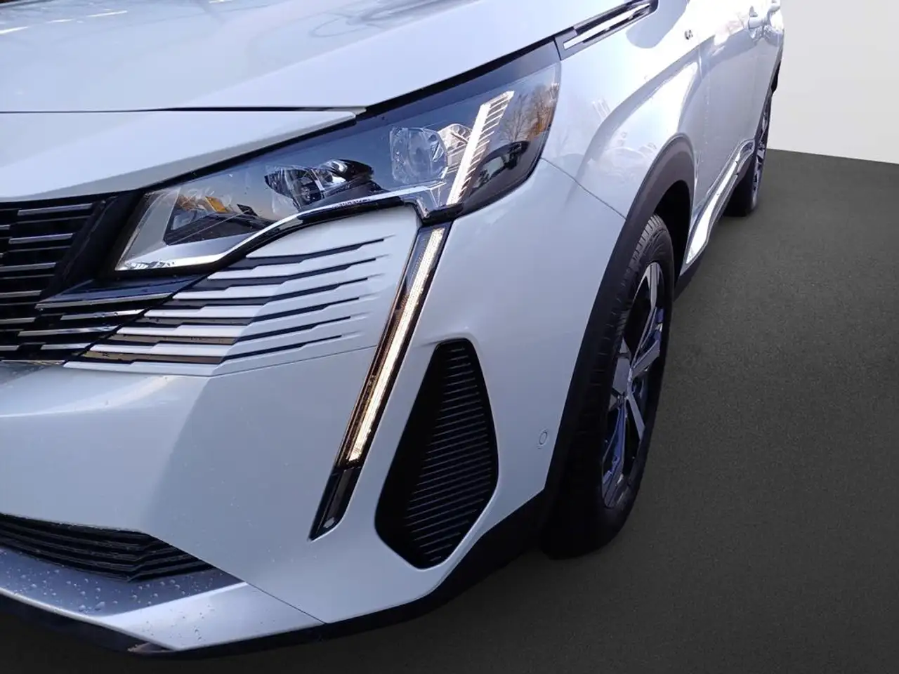 Peugeot 3008 GT PureTech 130 LED ACC FOCAL LEDER NAVI 10