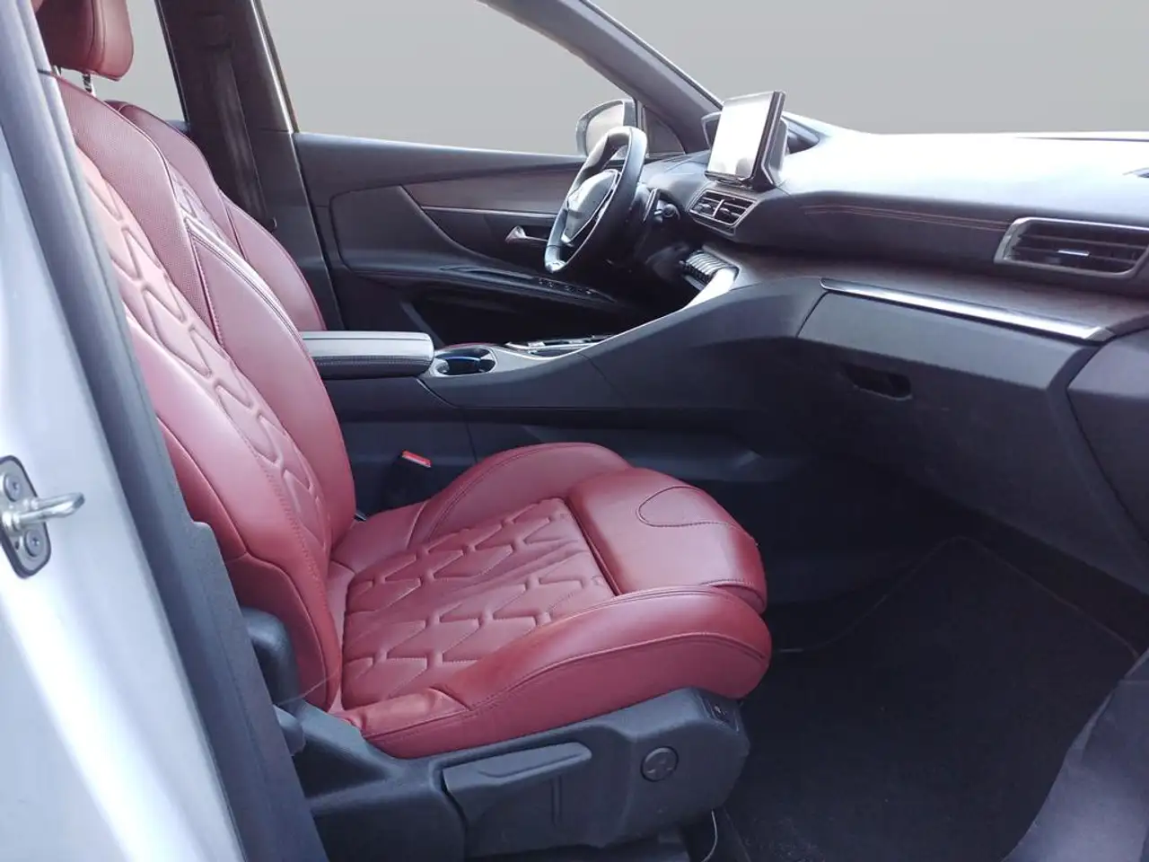 Peugeot 3008 GT PureTech 130 LED ACC FOCAL LEDER NAVI 12