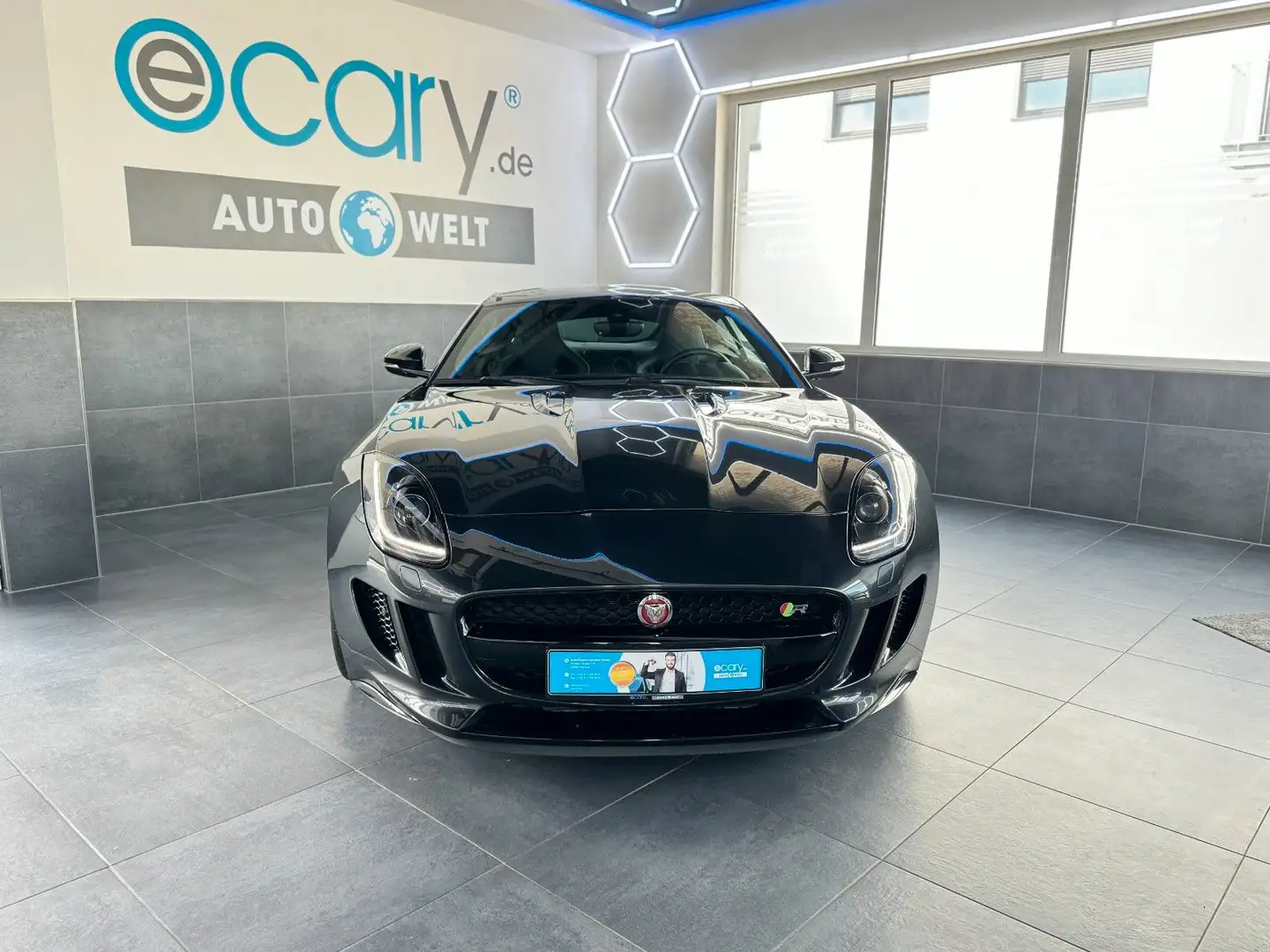 Jaguar F-Type Coupe**V8 R Kompresso**Black Pack**551 PS Grey - 2