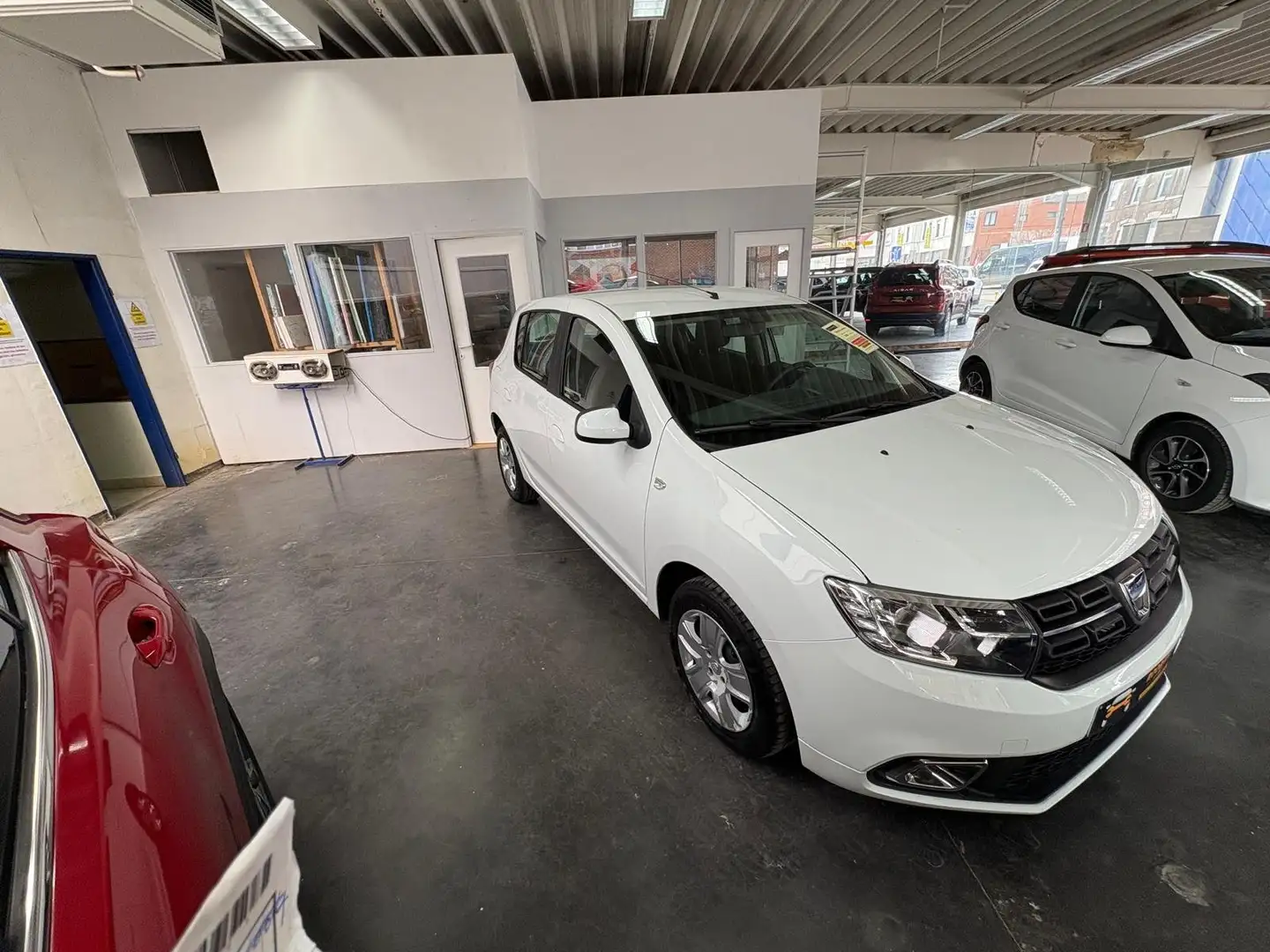 Dacia Sandero 1.0i SCe avec 1 an 1/2 de garantie Weiß - 2