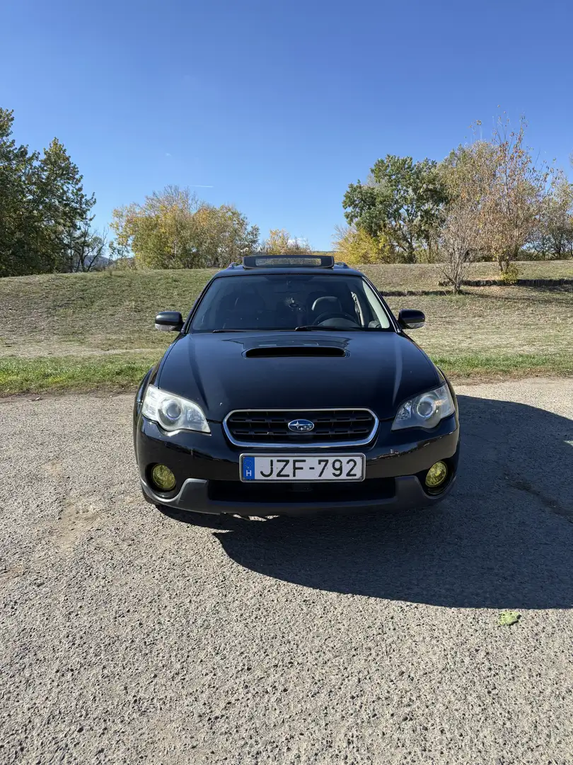 Subaru OUTBACK 3.0R Automatik Schwarz - 2