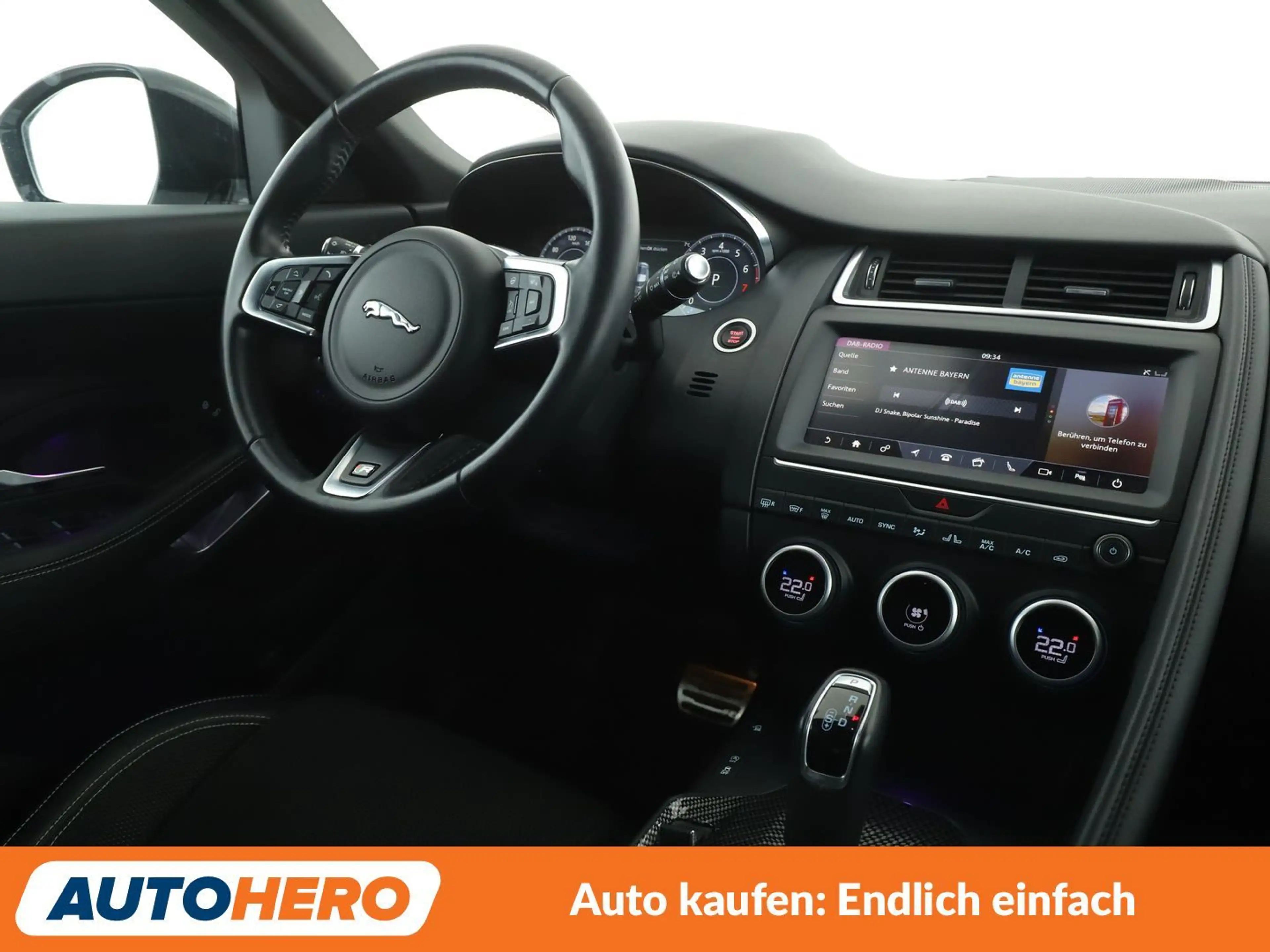 Jaguar E-Pace P200 R-Dynamic AWD Aut.*NAVI*LED*ACC*CAM*PDC*SHZ* — photo 13