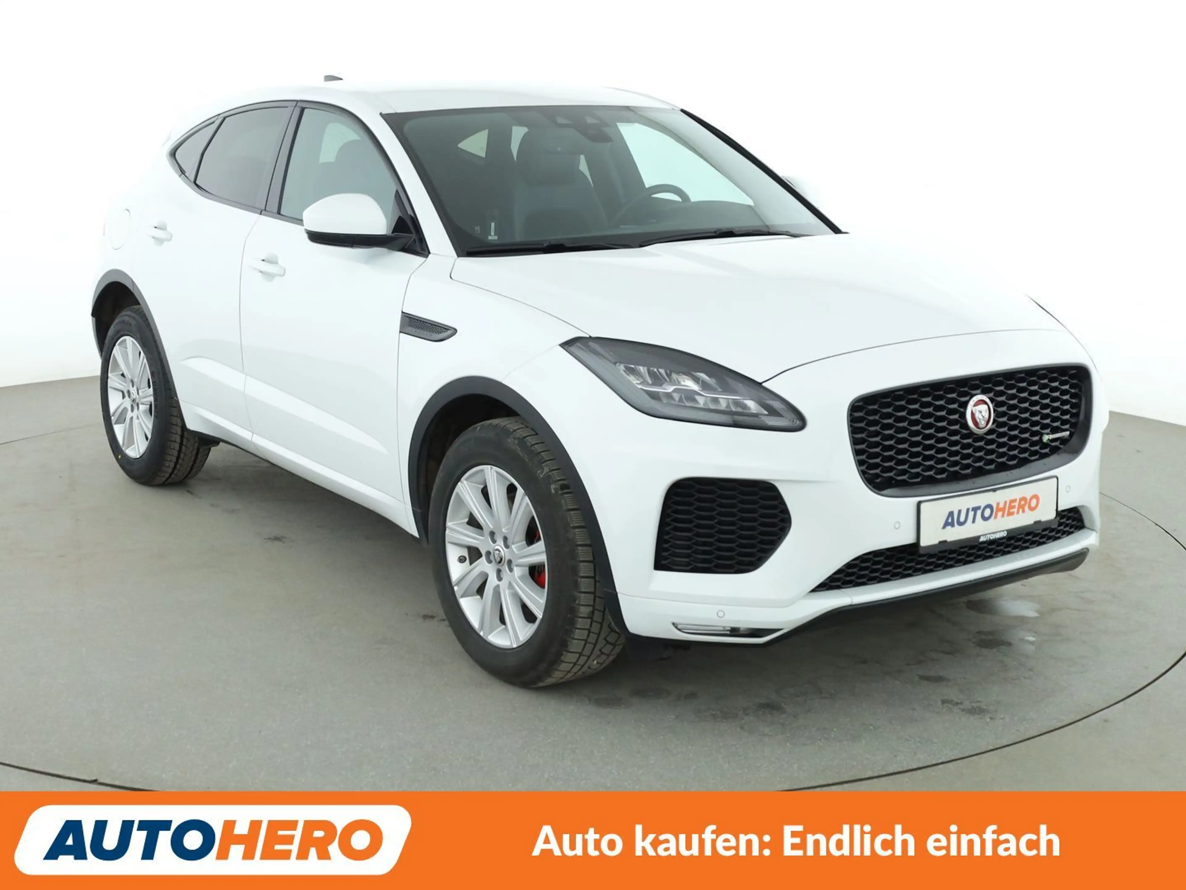 Jaguar E-Pace P200 R-Dynamic AWD Aut.*NAVI*LED*ACC*CAM*PDC*SHZ* — photo 8
