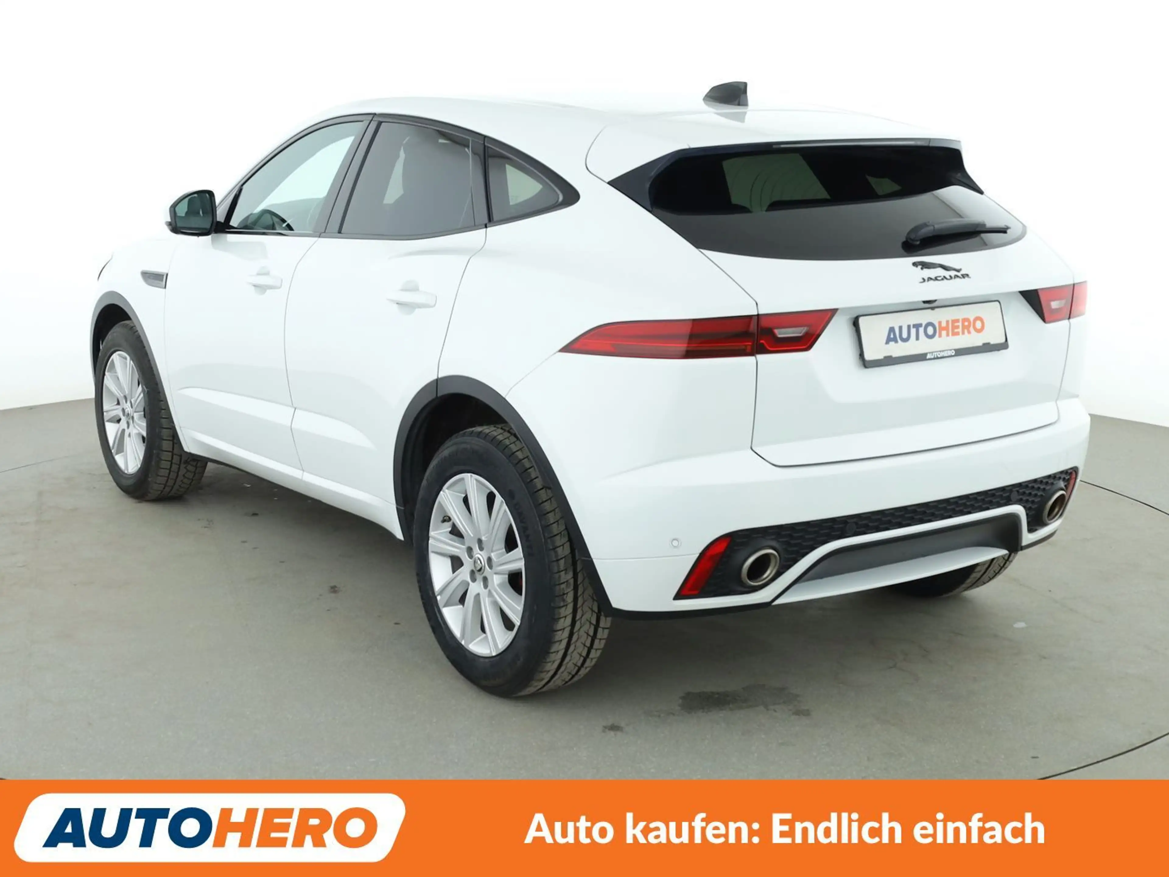 Jaguar E-Pace P200 R-Dynamic AWD Aut.*NAVI*LED*ACC*CAM*PDC*SHZ* — photo 4