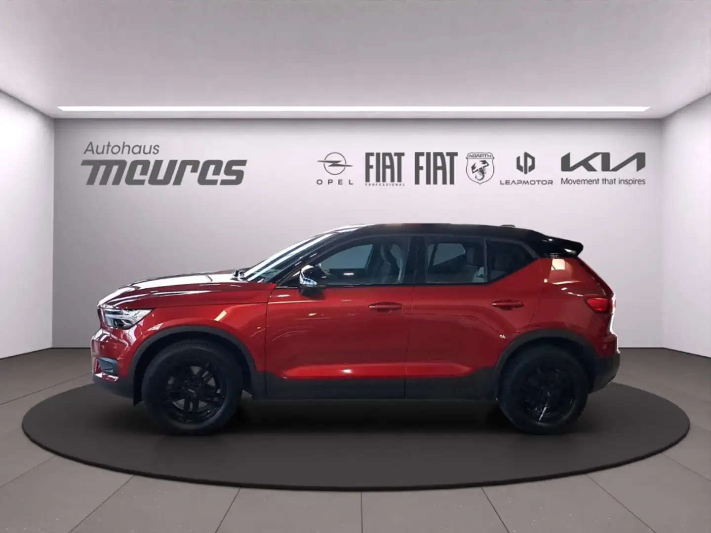 Volvo XC40 R Design ATG 2WD LED WLAN Navi AHK El. Heckklappe Rot - 2
