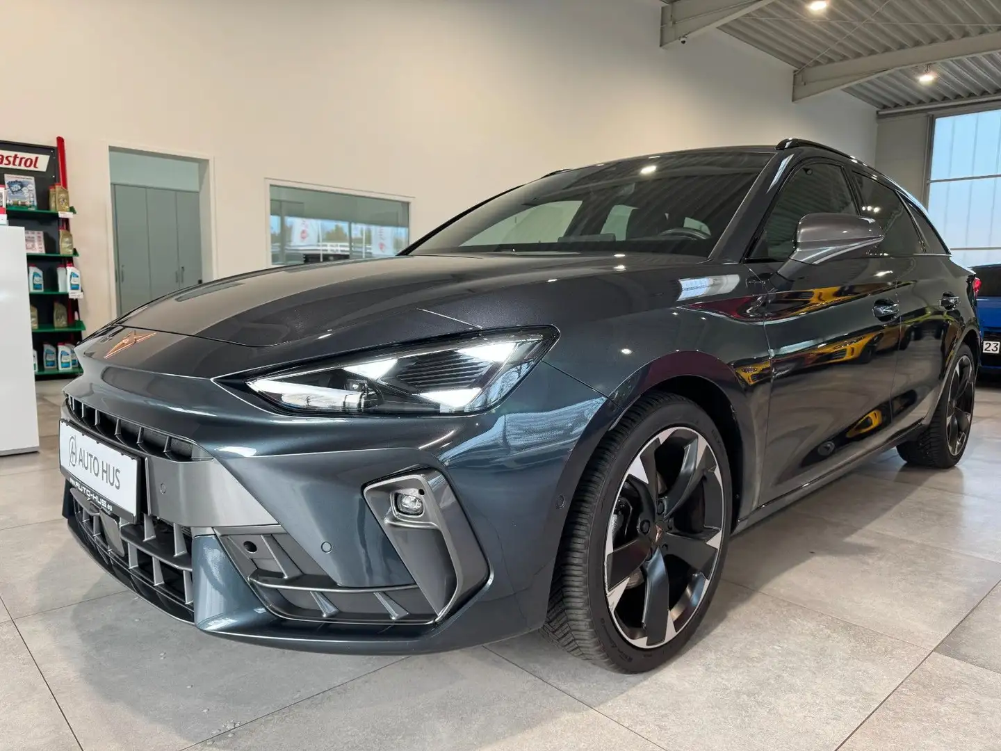 CUPRA Leon Sportstourer 1.5 eTSI LED/PDC/ACC/SHZ Grau - 1