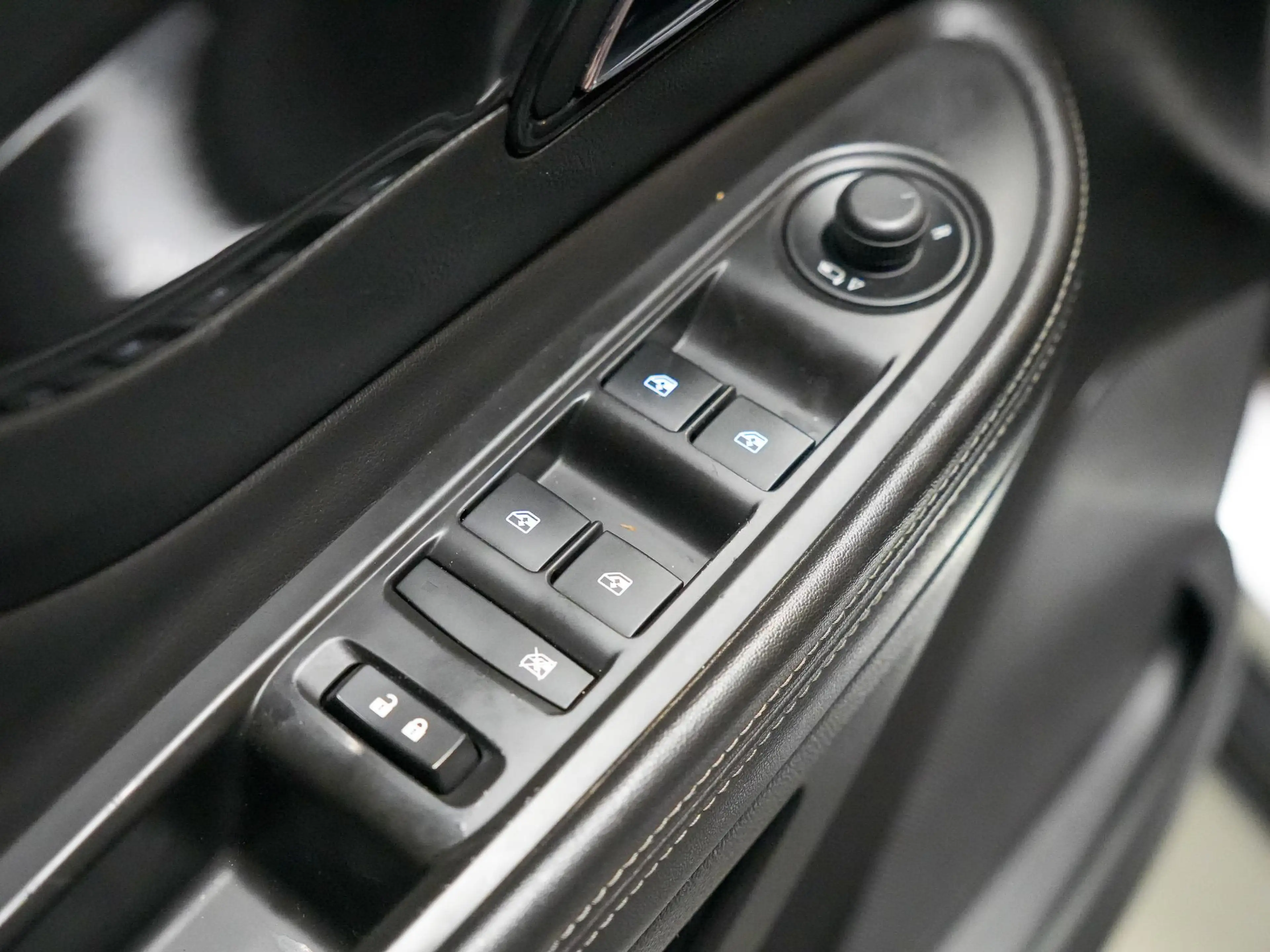 Opel Mokka X 1.4 Turbo Innovation — photo 7