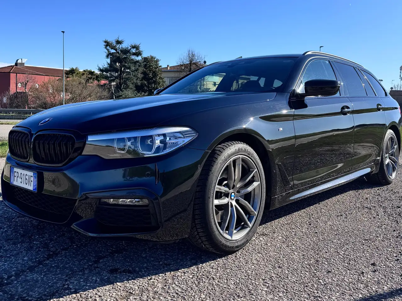 BMW 518