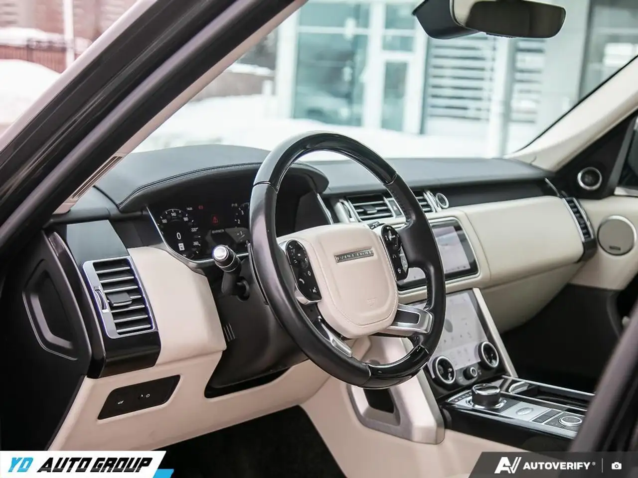 Land Rover Range Rover снимка Land Rover Range Rover