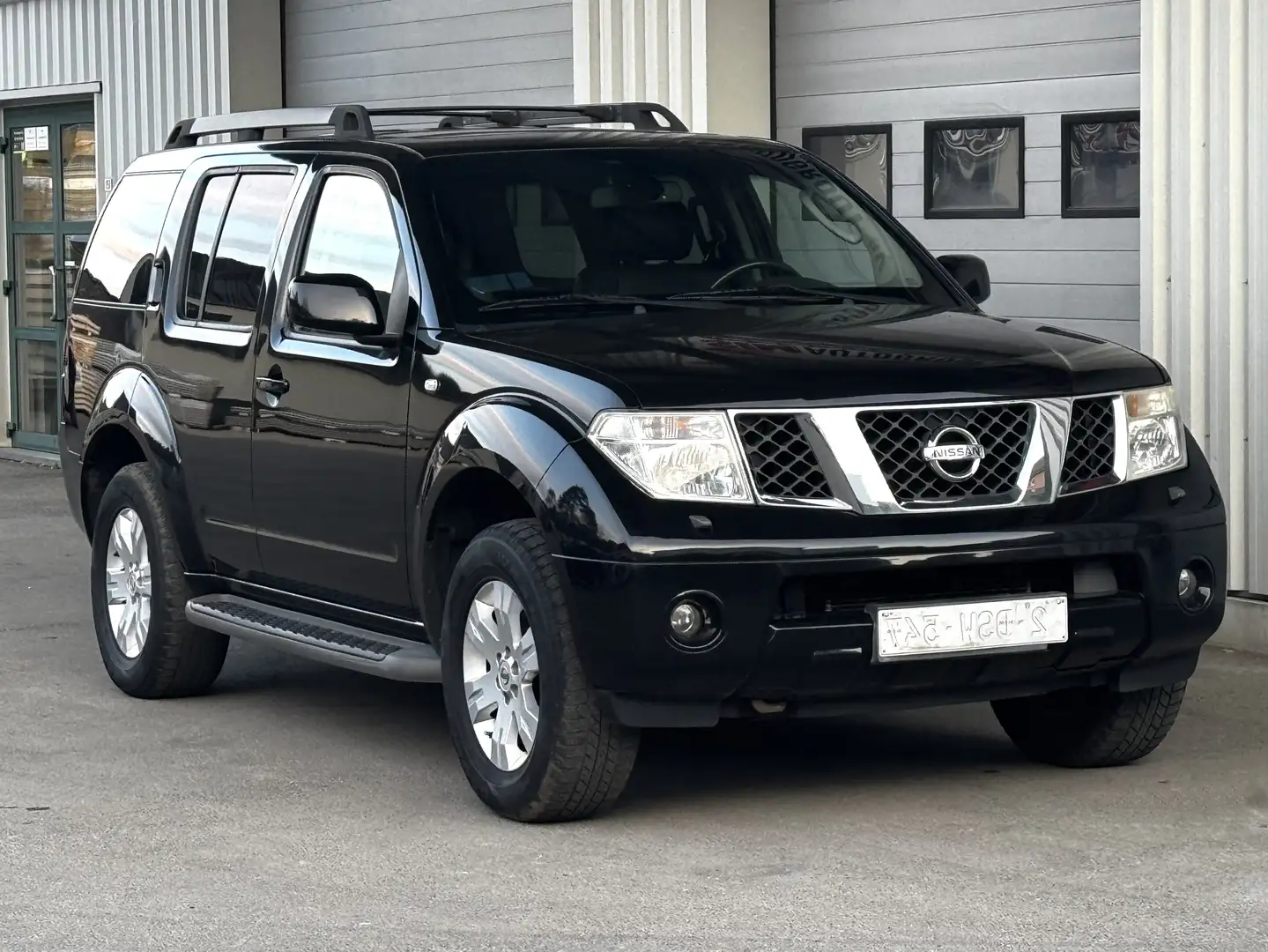 Nissan Pathfinder 4.0/Lichte Vracht/Automaat/LPG/Xenon/3500KG/ Černá - 2