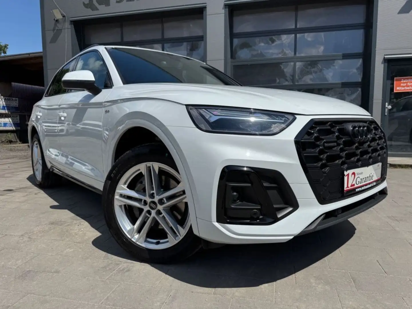 Audi Q5 40 TFSI quattro S line Weiß - 1