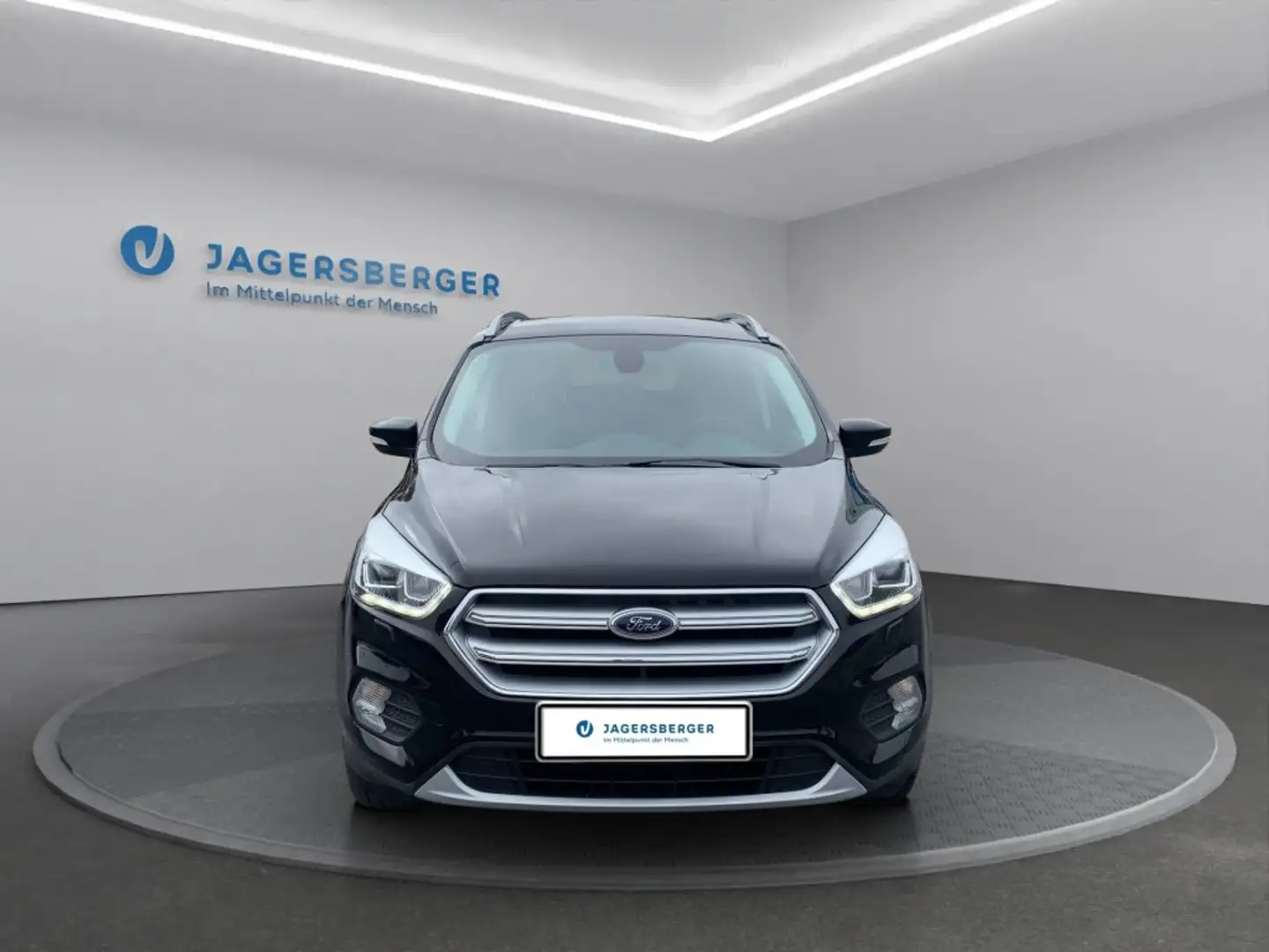 Ford Kuga 2,0 TDCi Titanium Powershift Aut. Schwarz - 1