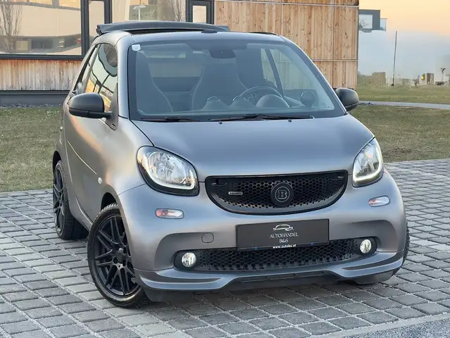 smart forTwo Cabrio BRABUS *TOP AUSSTATTUNG*