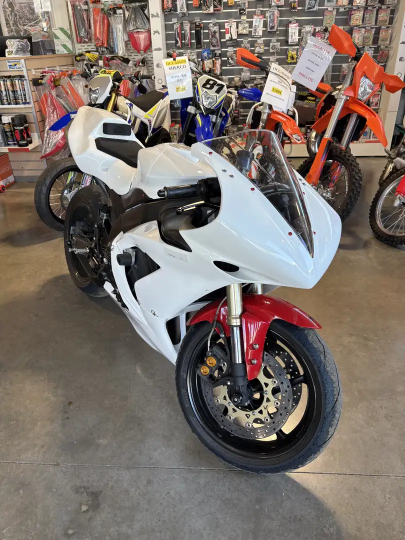 Yamaha YZF 1000 - 1