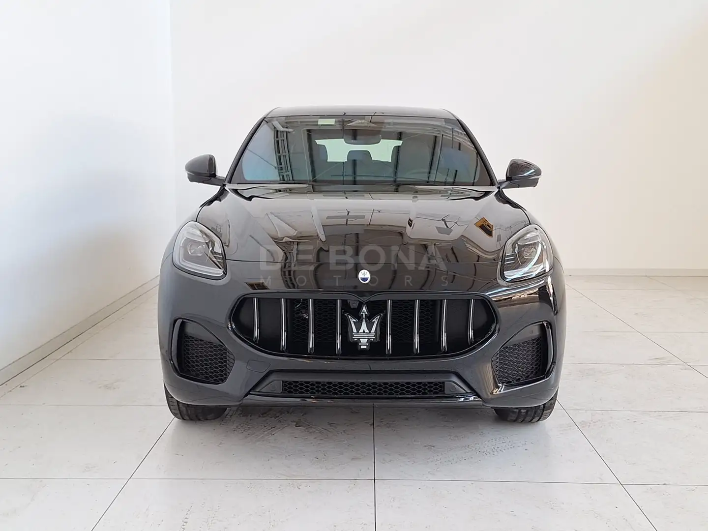 Maserati Grecale 2.0 mhev gt 250cv auto Nero - 2
