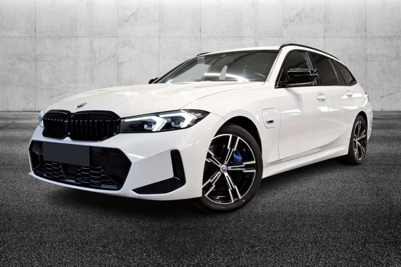 BMW 330 e Touring Msport