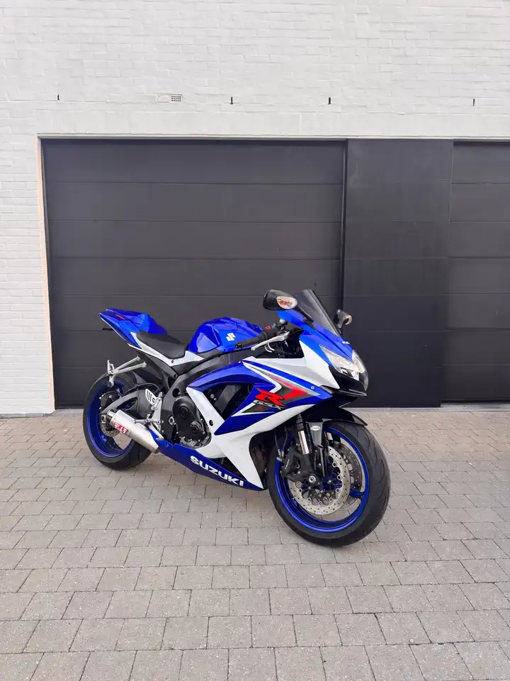 Suzuki GSX-R 750
