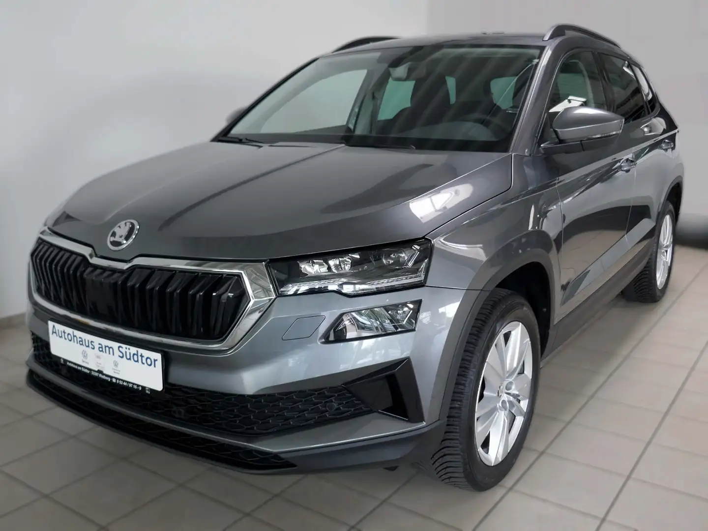 Skoda Karoq Selection 1.5 TSI | LED RFK ACC Grau - 2