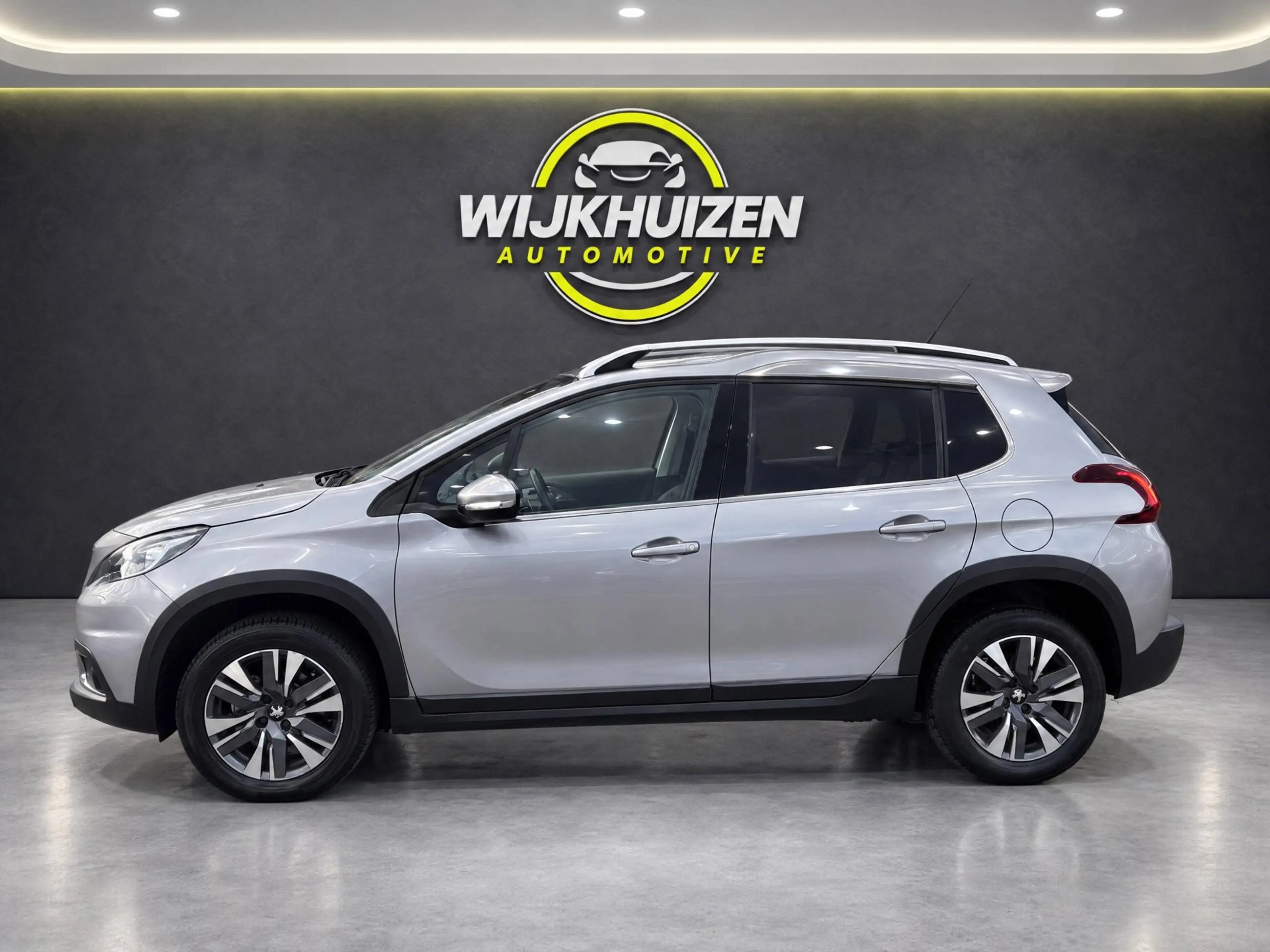 Peugeot 2008 1.2 PureTech Allure Automaat met Panorama dak !!! — photo 7