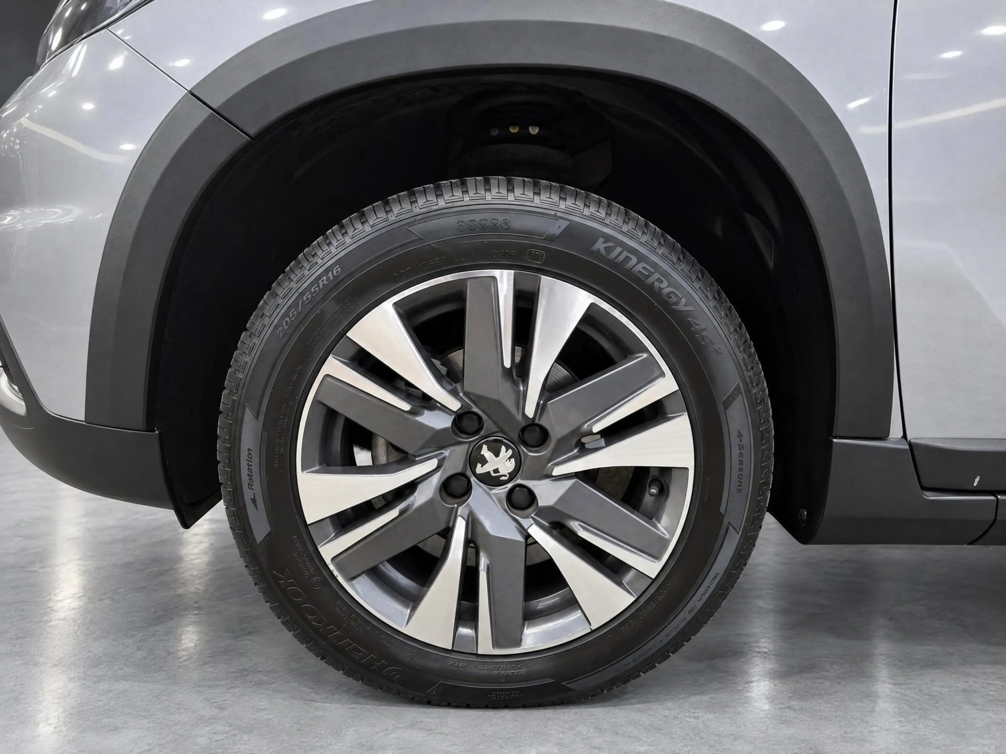 Peugeot 2008 1.2 PureTech Allure Automaat met Panorama dak !!! — photo 10