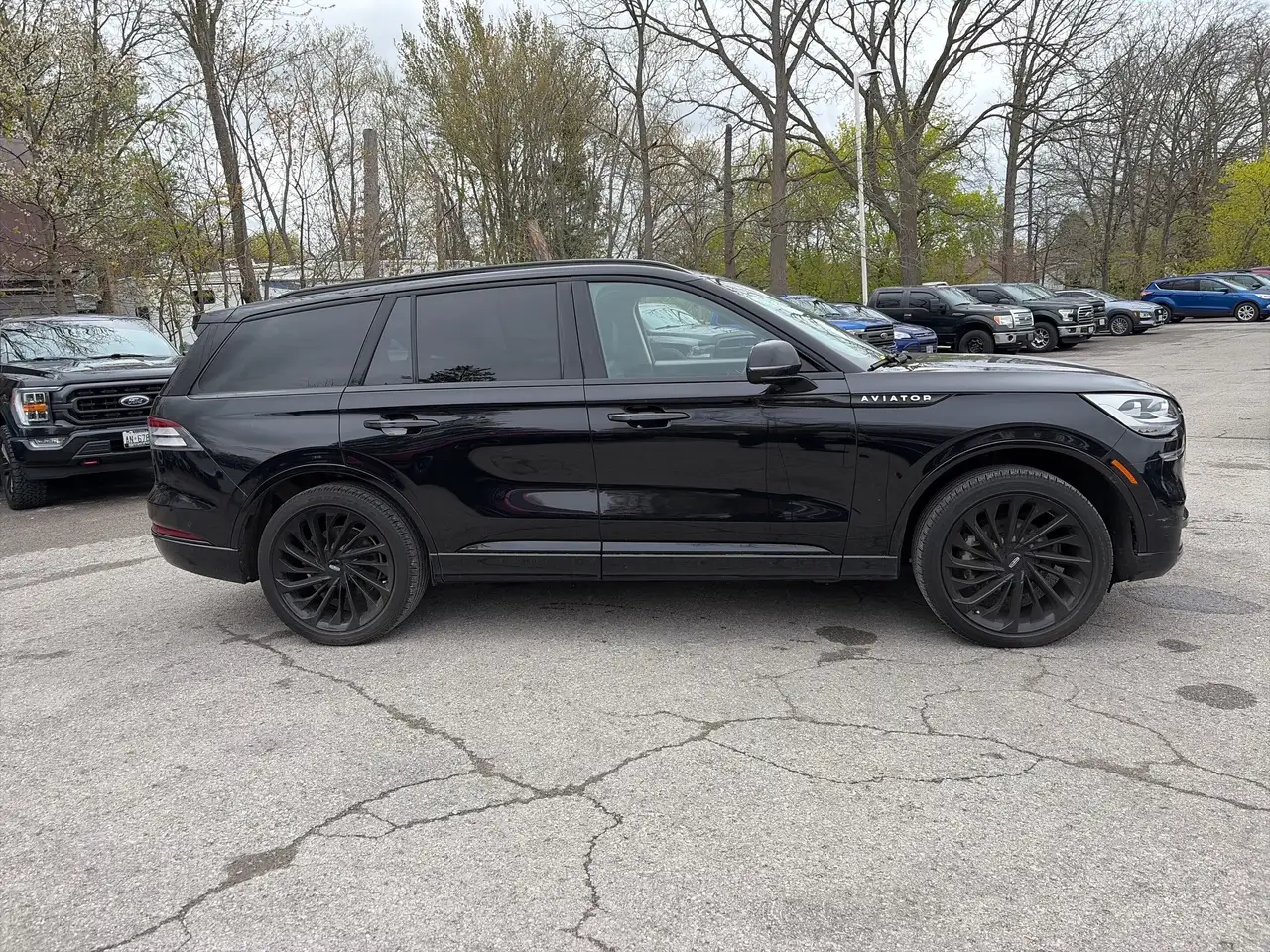 Lincoln Aviator снимка Lincoln Aviator