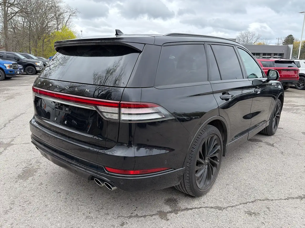 Lincoln Aviator снимка Lincoln Aviator