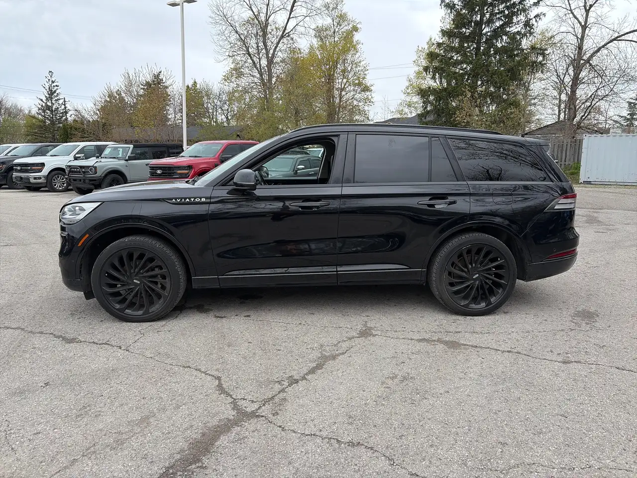 Lincoln Aviator снимка Lincoln Aviator