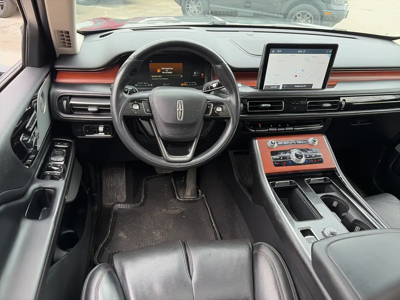 Lincoln Aviator снимка Lincoln Aviator