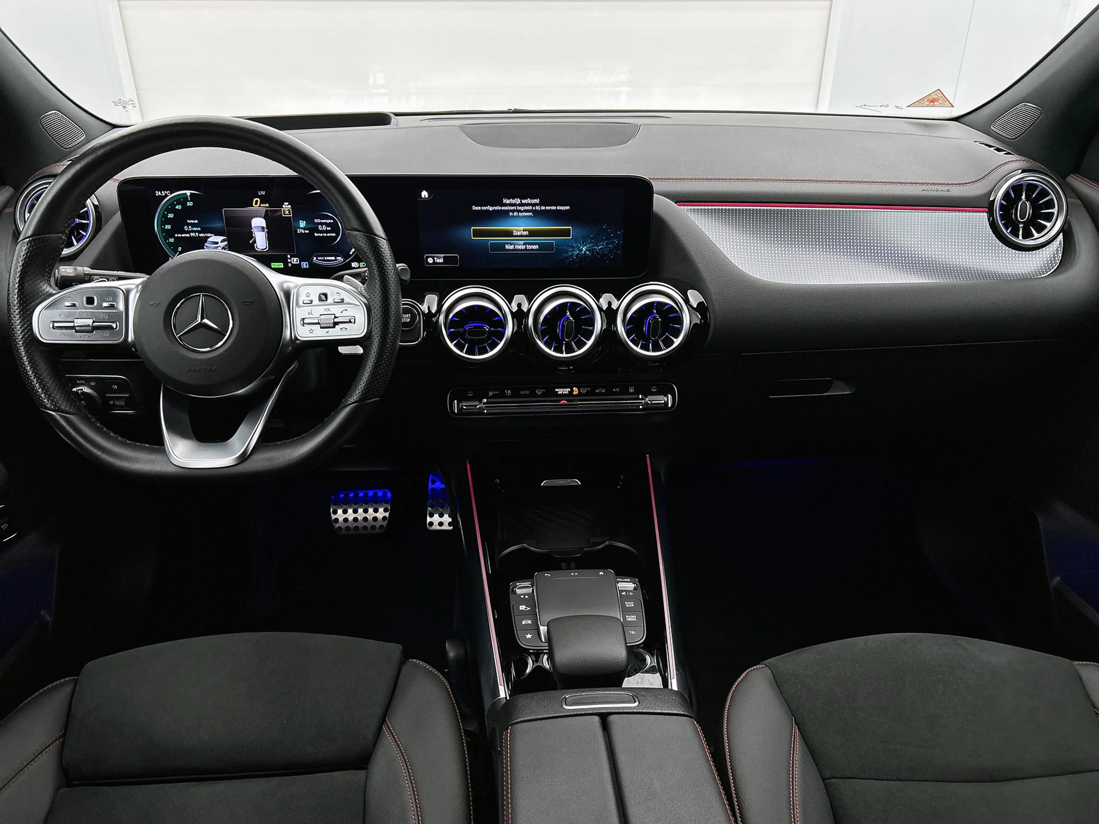Mercedes-Benz EQA 250 AMG Line 67 kWh | Alarm | Sfeerverlichting | Dode — photo 4
