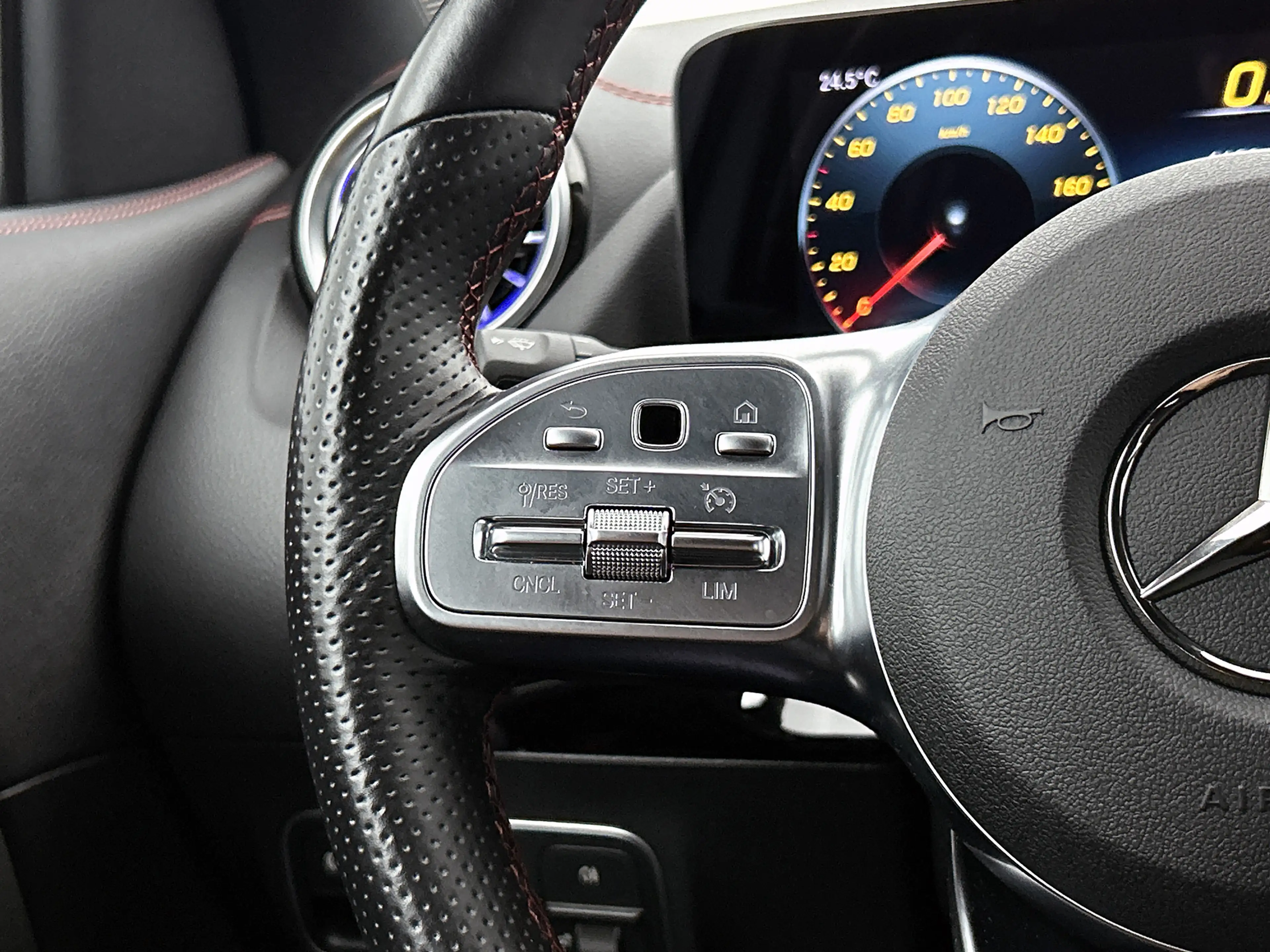 Mercedes-Benz EQA 250 AMG Line 67 kWh | Alarm | Sfeerverlichting | Dode — photo 15