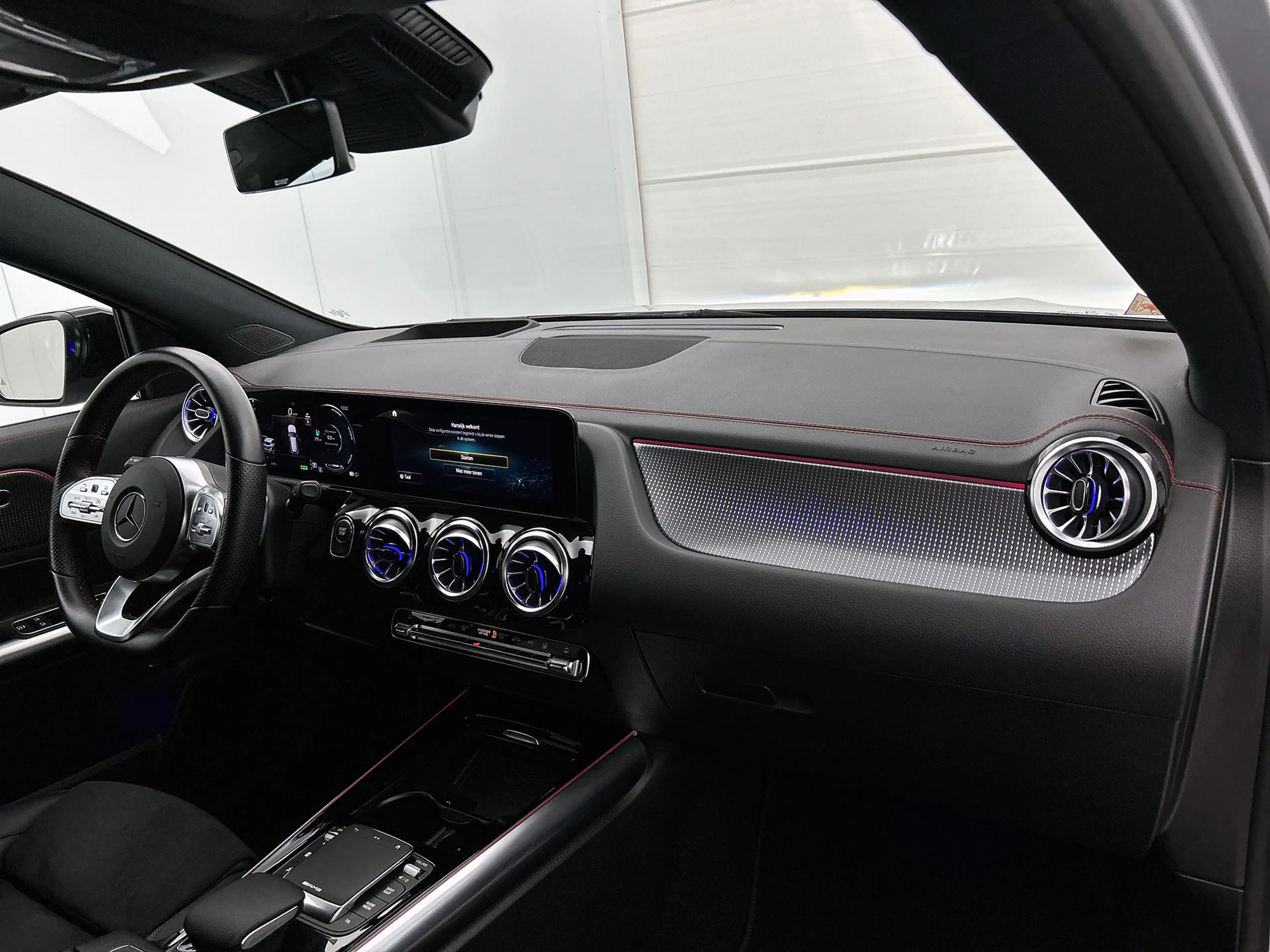 Mercedes-Benz EQA 250 AMG Line 67 kWh | Alarm | Sfeerverlichting | Dode — photo 6