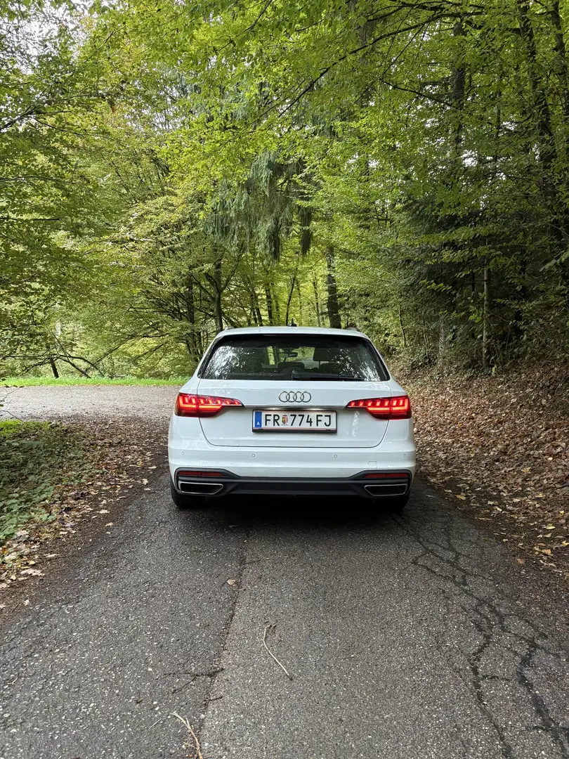 Audi A4 Avant 30 TDI S-tronic - 2