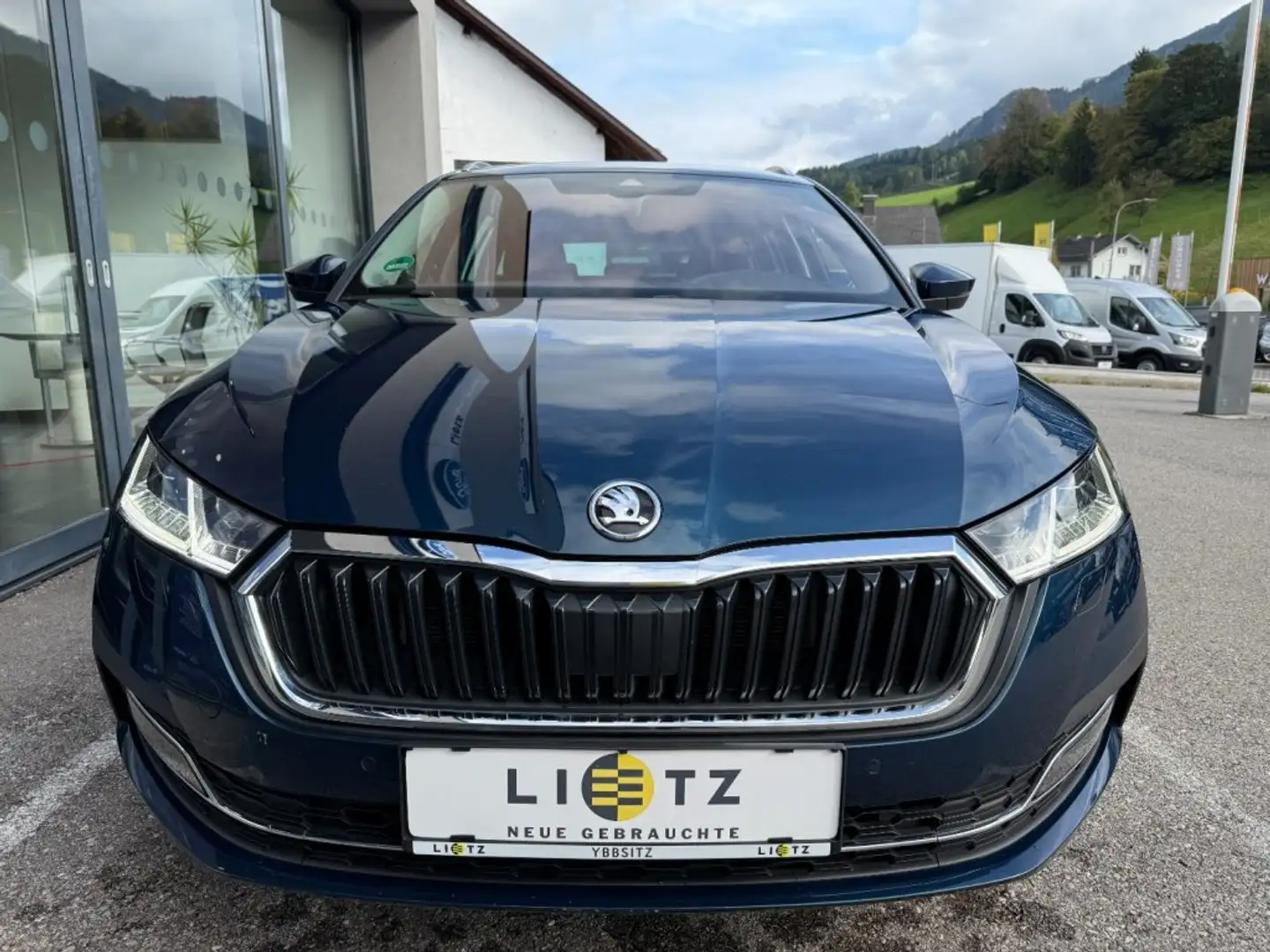 Skoda Octavia Style 2,0TDI 150PS Automatik Blau - 2
