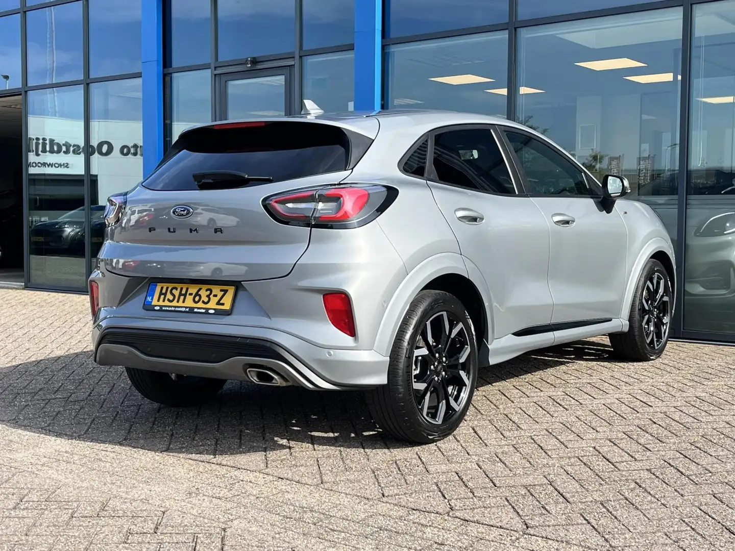 Ford Puma 1.0 EcoBoost Hybrid ST-Line X 155PK Winterpack Cam Zilver - 2
