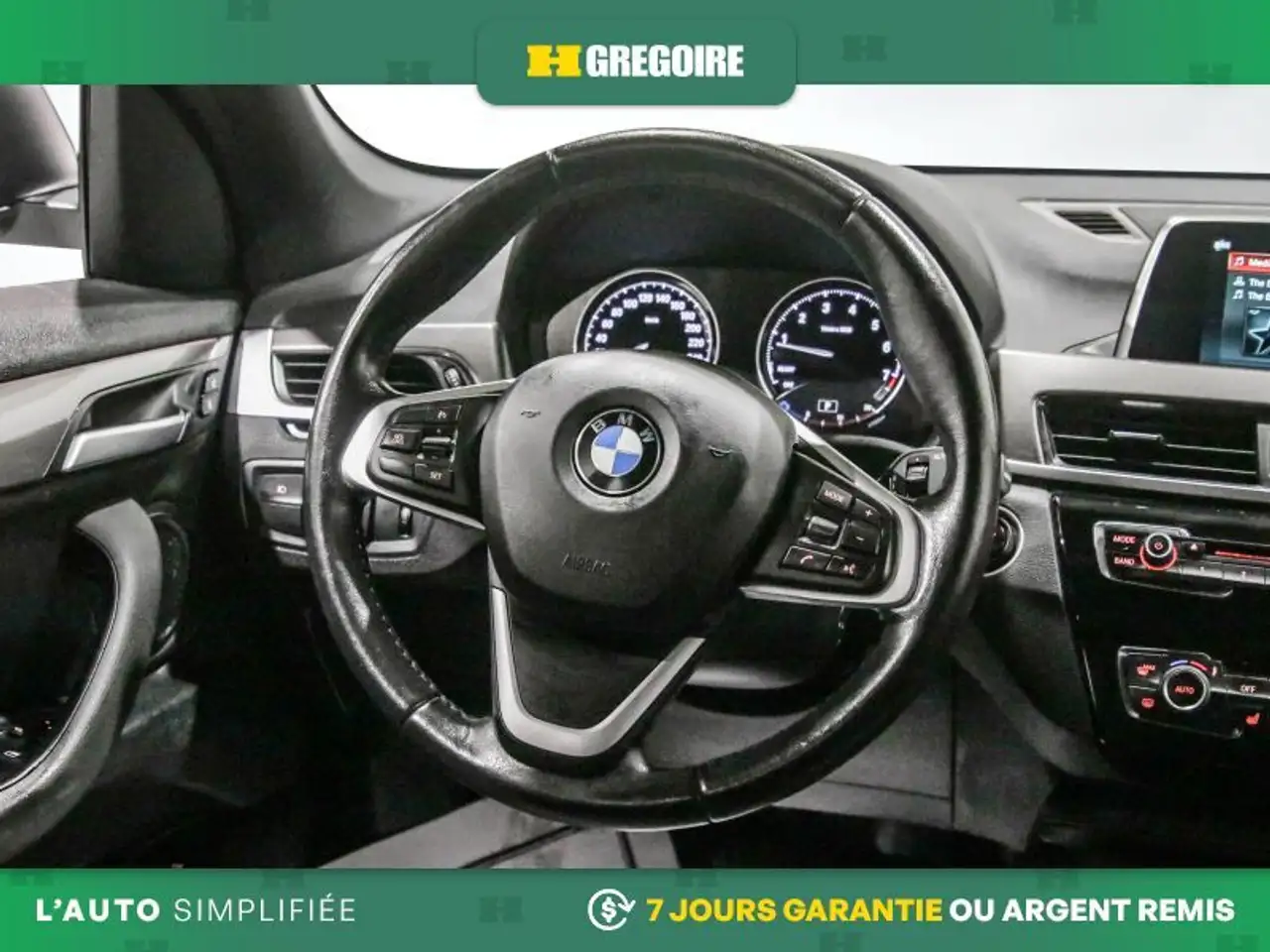 BMW X1 снимка BMW X1