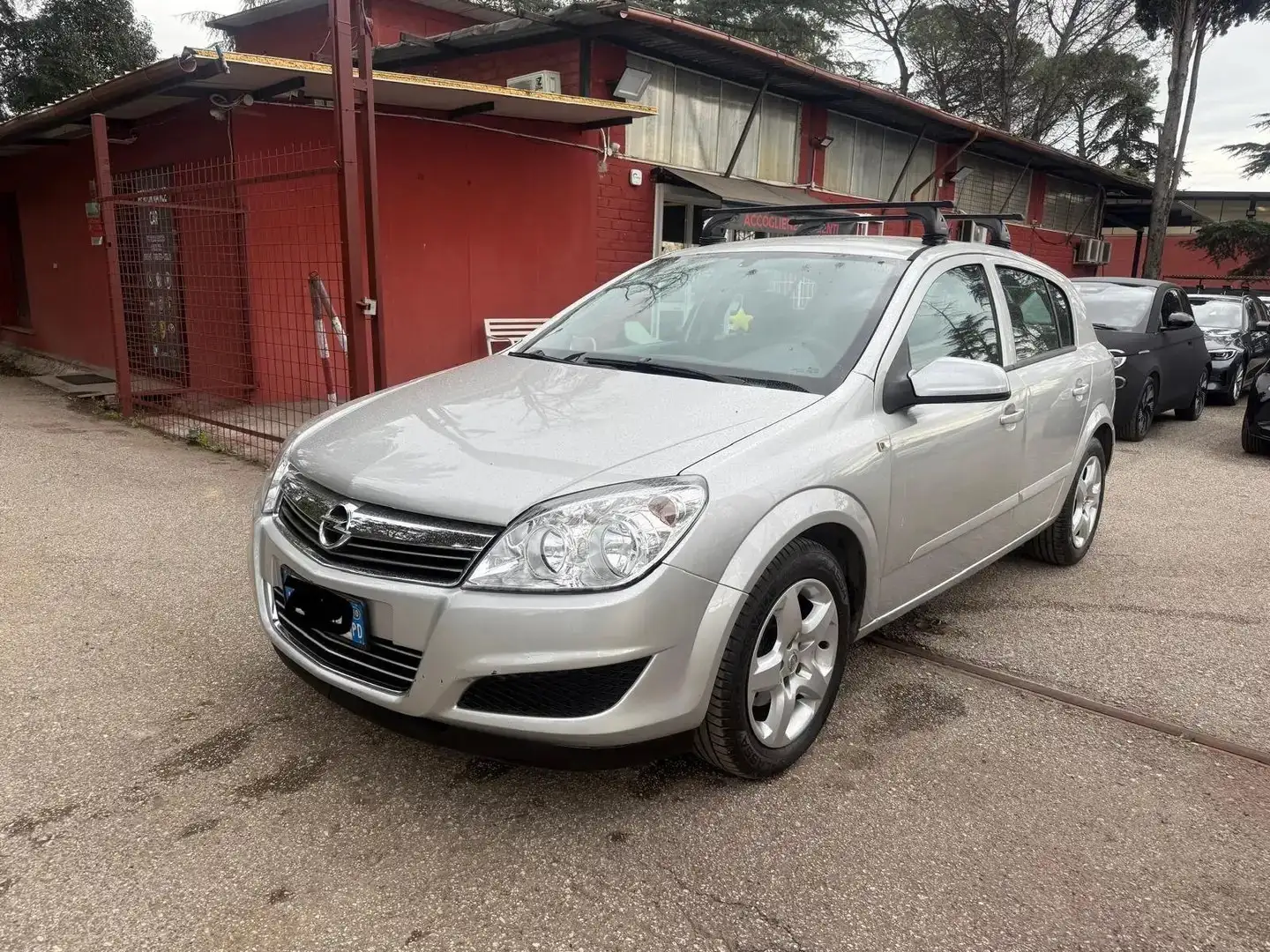 Opel Astra 1.6 16V VVT 5 porte Cosmo Grau - 2