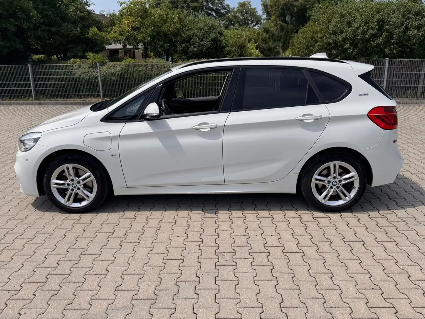 BMW 225 225 xe Active Tourer M Sport NAVI KAMERA Bianco - 2