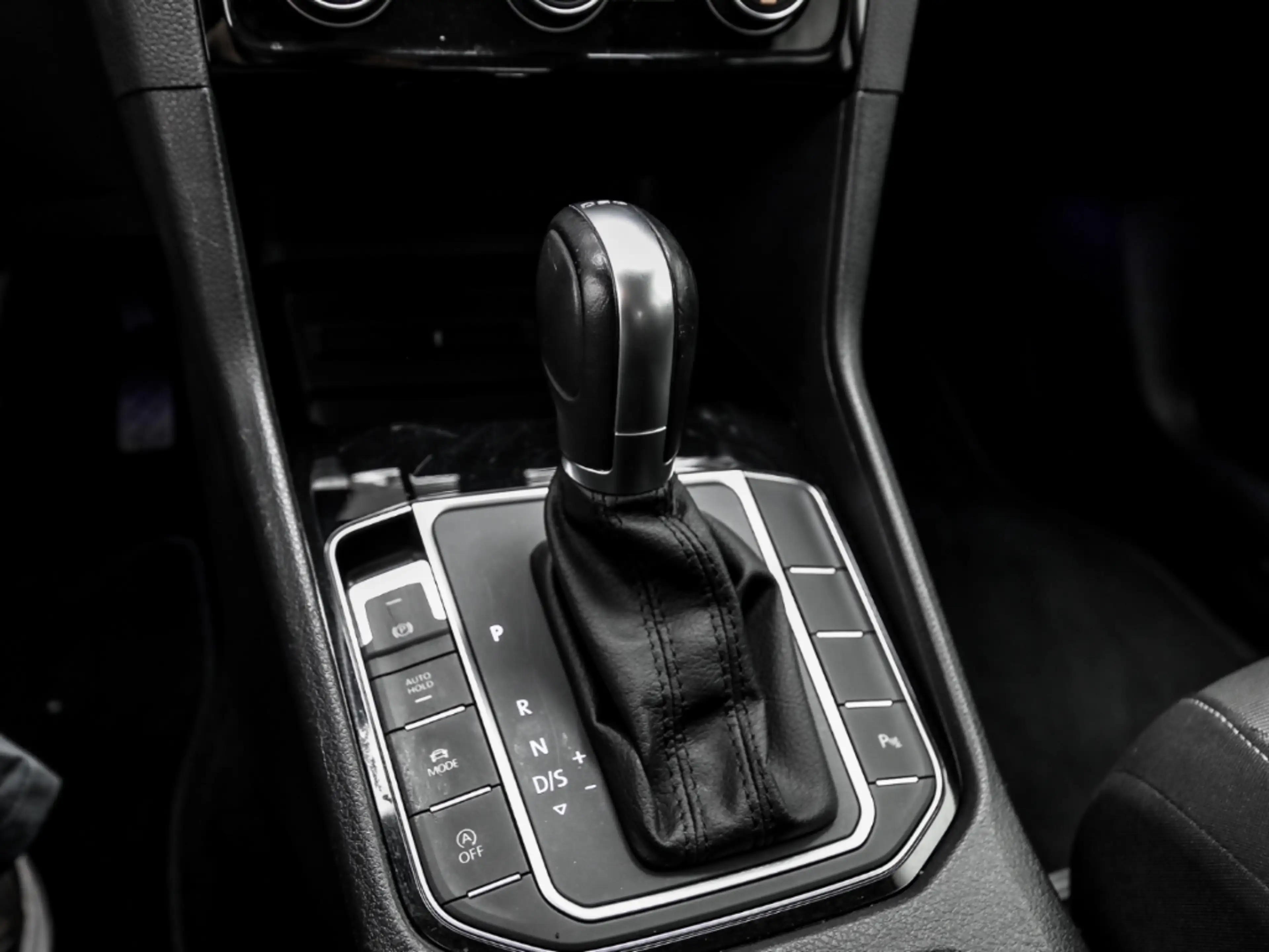 Volkswagen Golf Sportsvan 1.5 TSI DSG Highline Navi AHK — photo 10