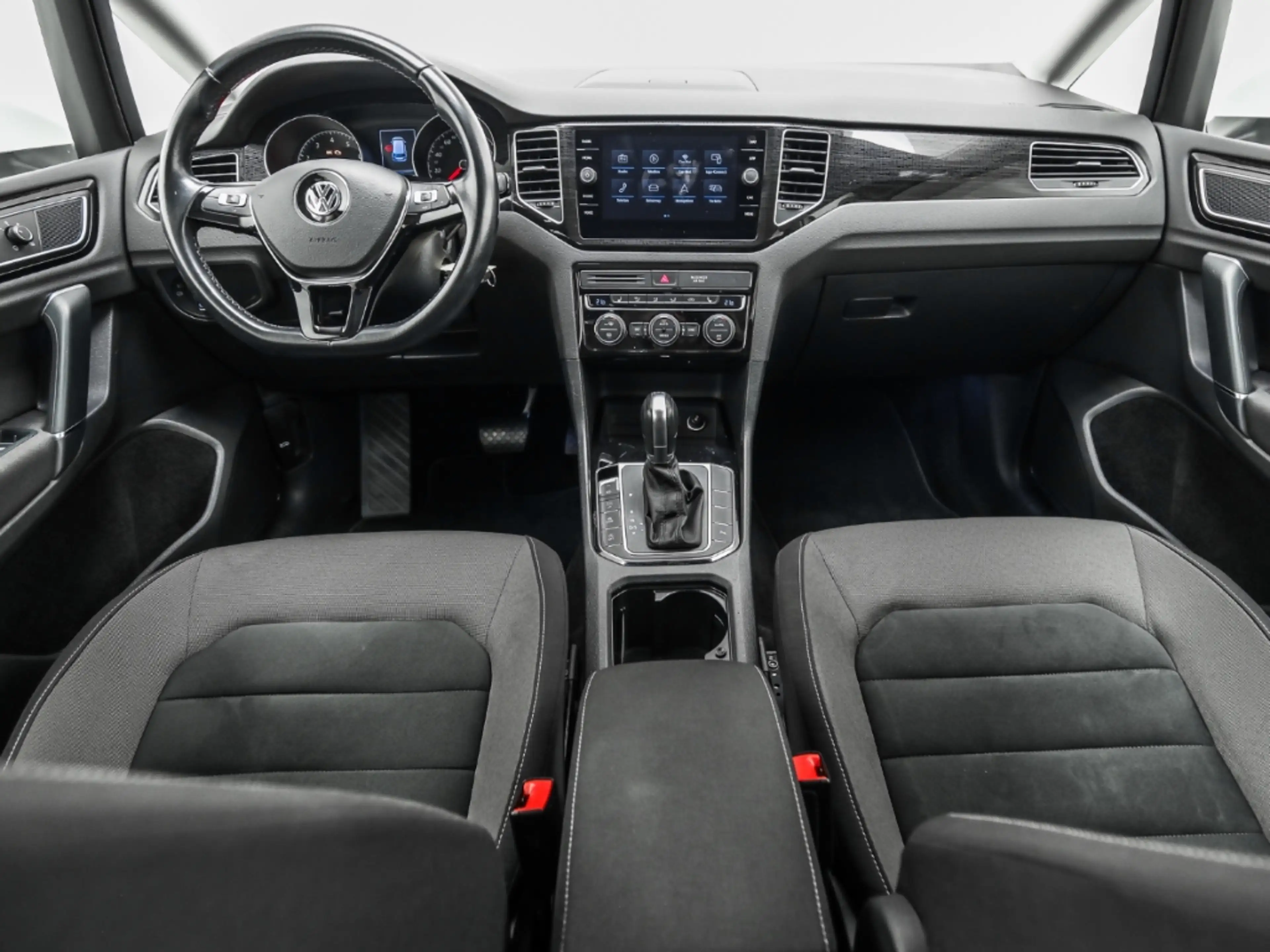 Volkswagen Golf Sportsvan 1.5 TSI DSG Highline Navi AHK — photo 7