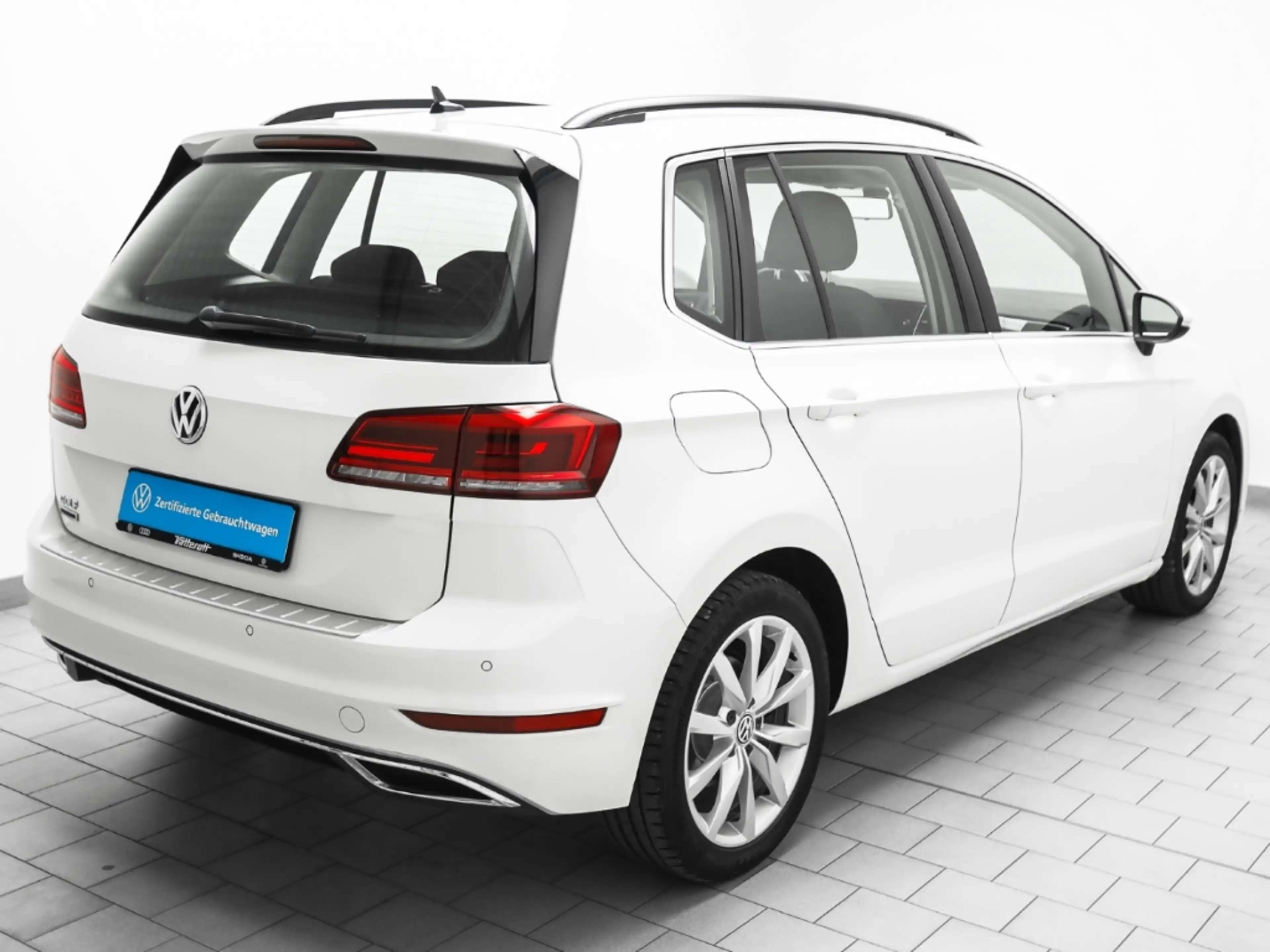 Volkswagen Golf Sportsvan 1.5 TSI DSG Highline Navi AHK — photo 5