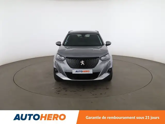 Peugeot 2008 view 9