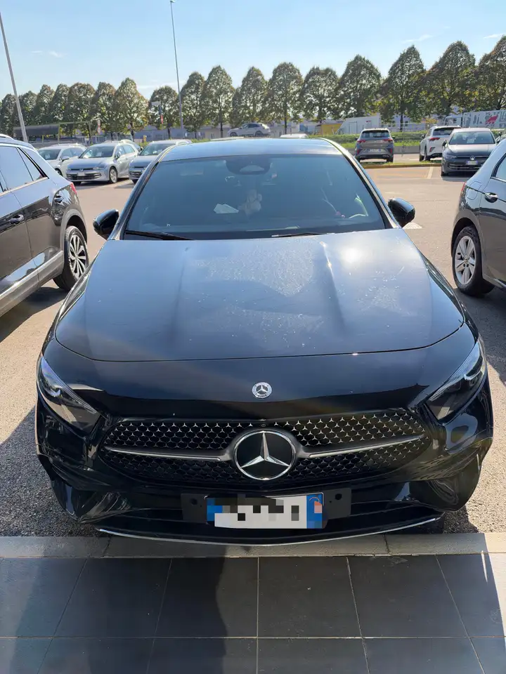 Mercedes-Benz A 200