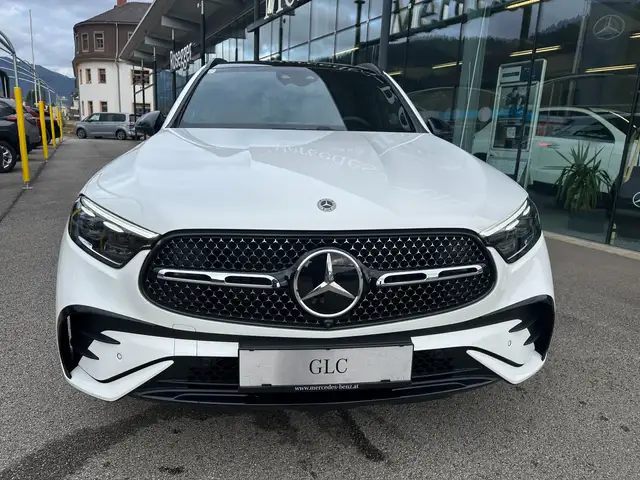 Mercedes-Benz GLC 220 d 4MATIC Aut*AMG-Line*Night*PANO*Burmester*HeadUP* Ansicht 4